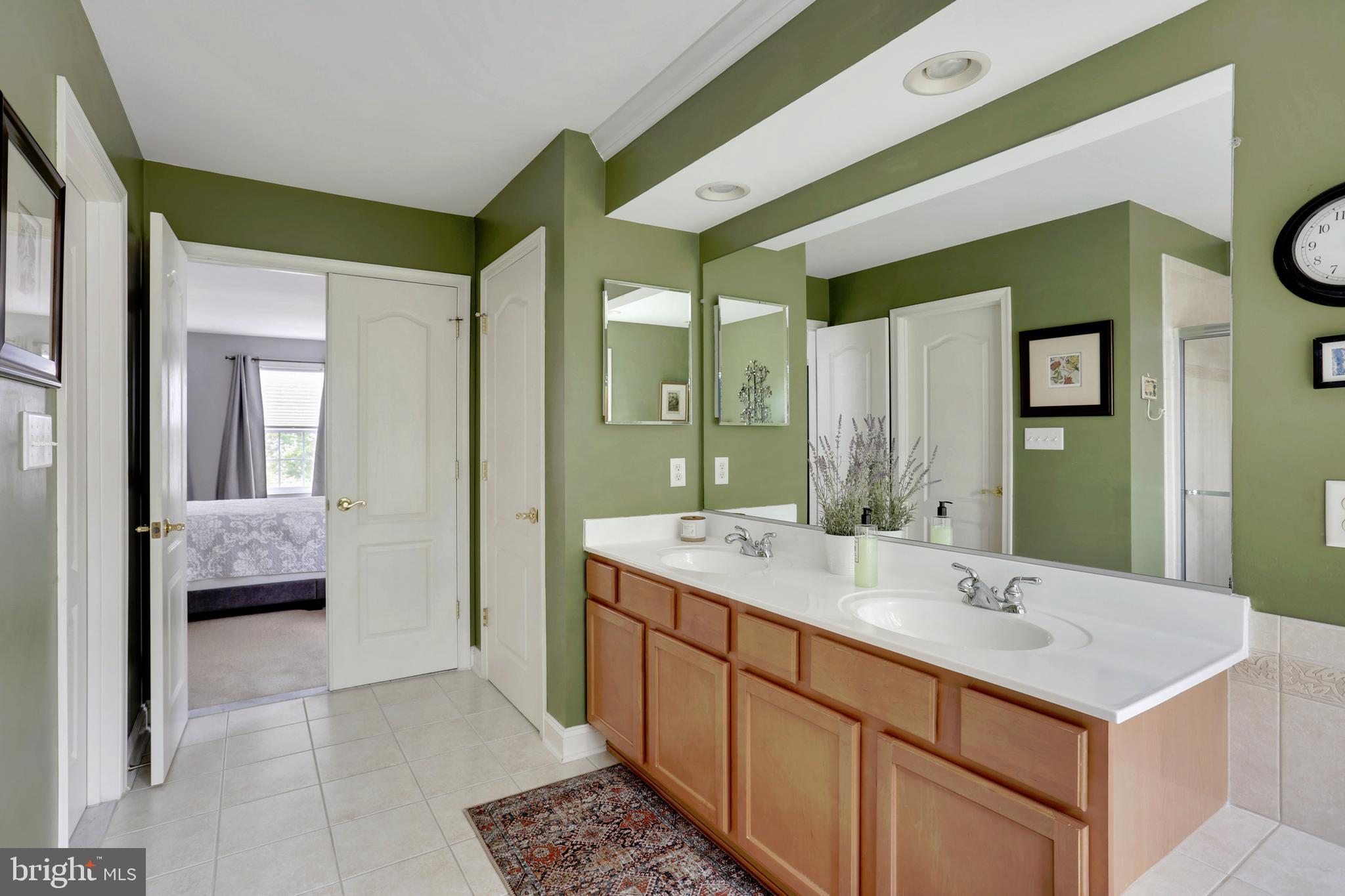 LENNINGS CROSSING - Residential