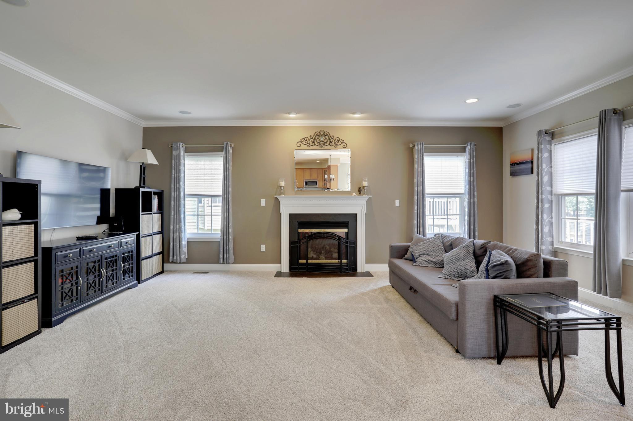 LENNINGS CROSSING - Residential