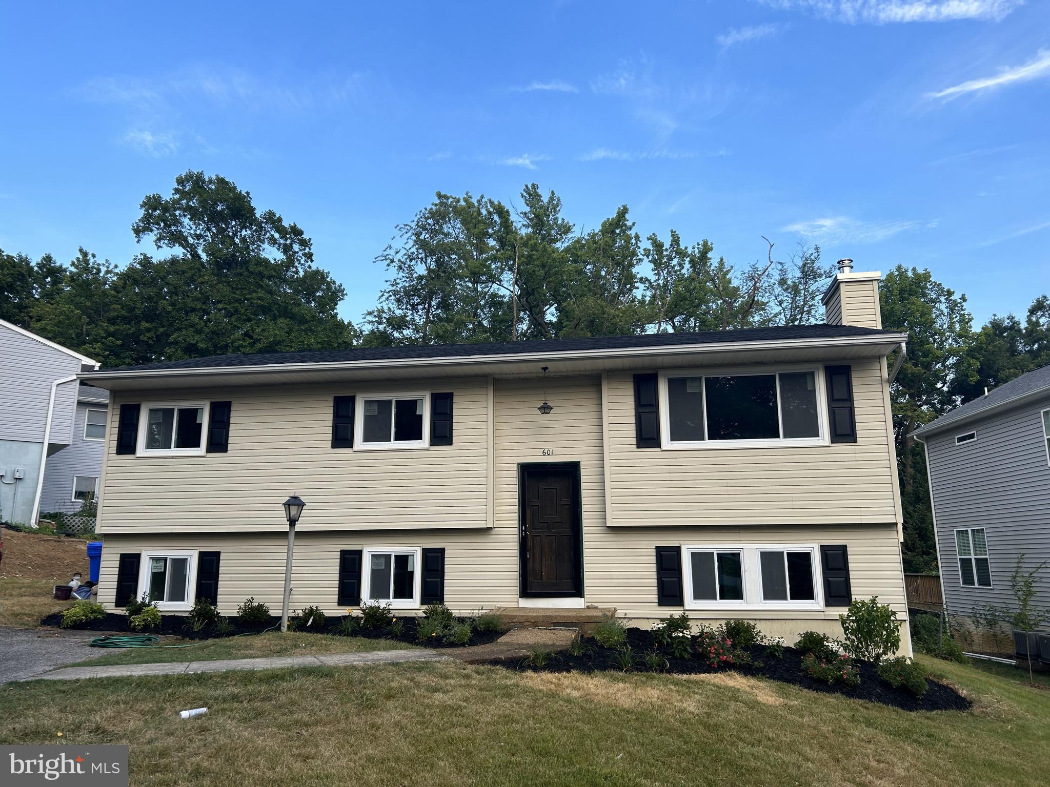 HOLLY HILL HARBOR - Residential Lease