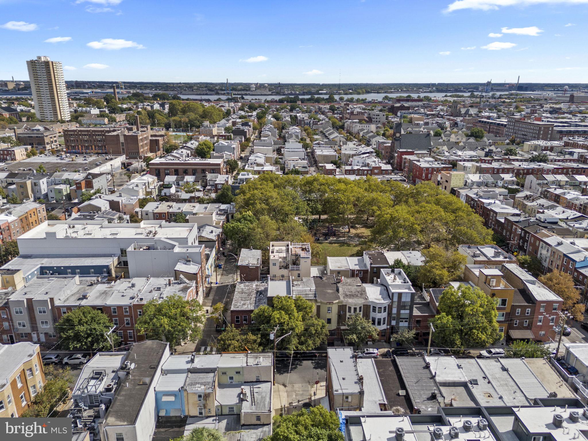 PASSYUNK SQUARE - Residential