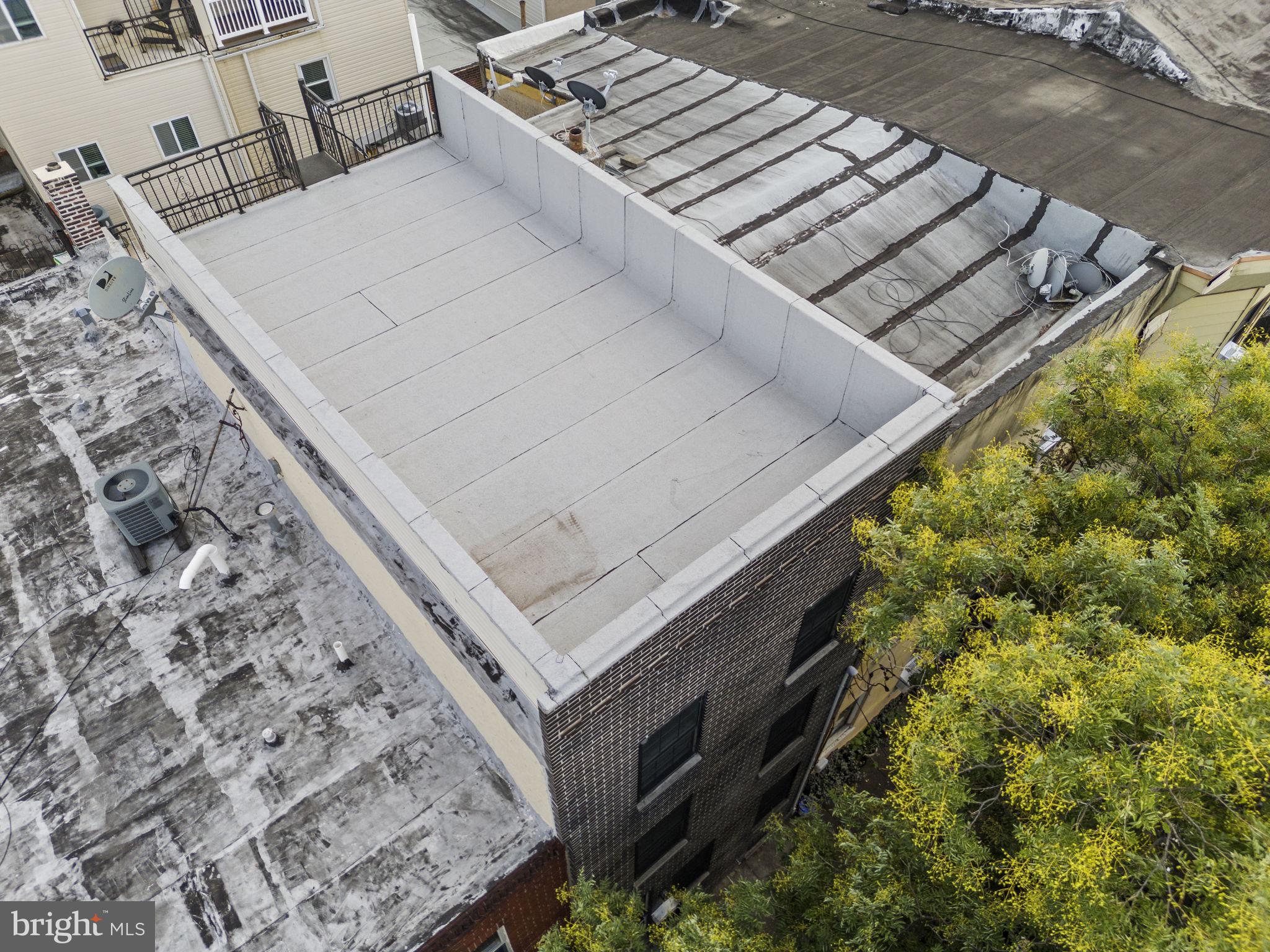 PASSYUNK SQUARE - Residential