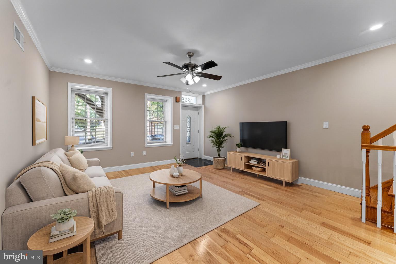 PASSYUNK SQUARE - Residential