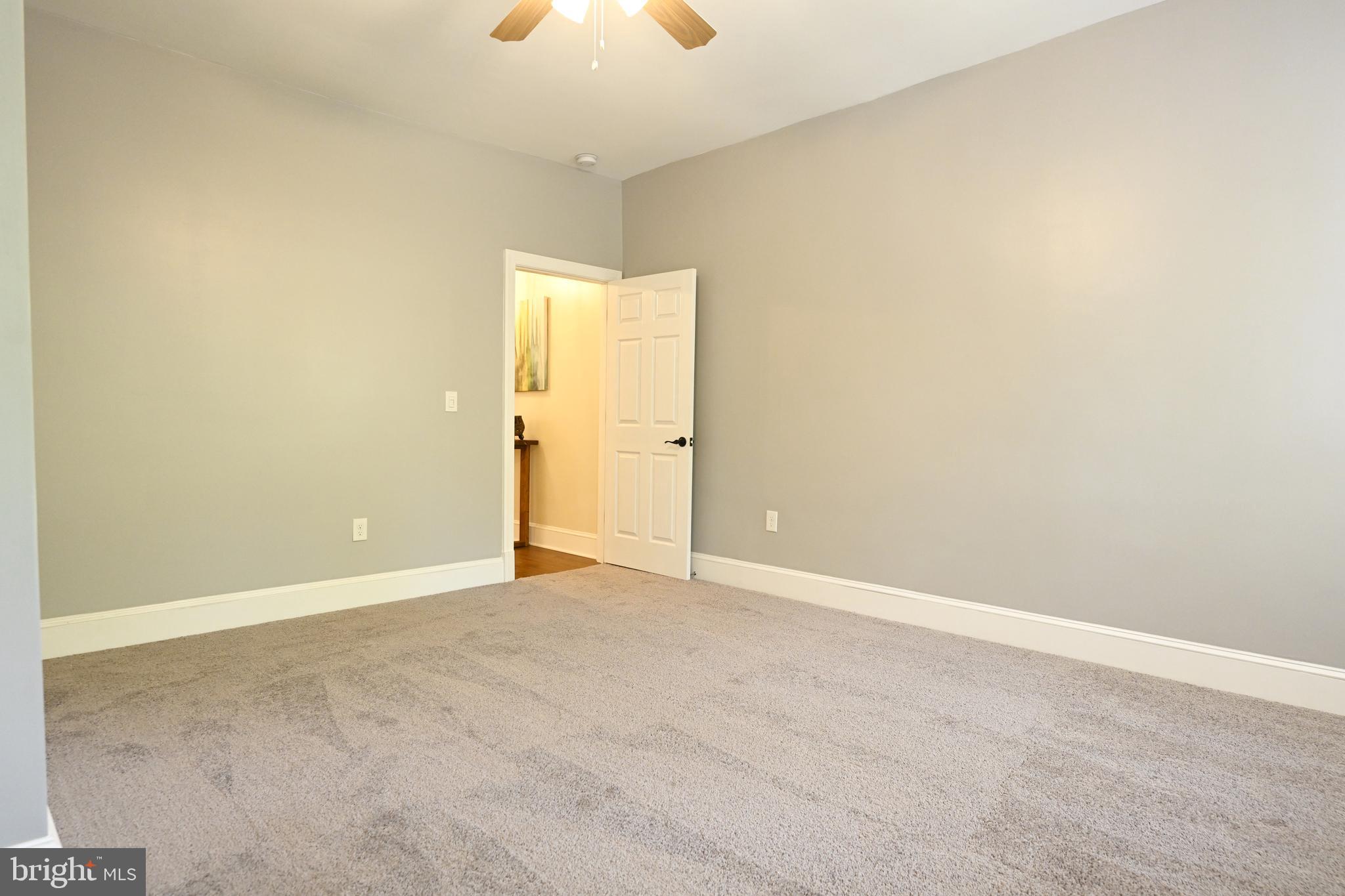 BARCLAY - GREENMOUNT - Residential Lease