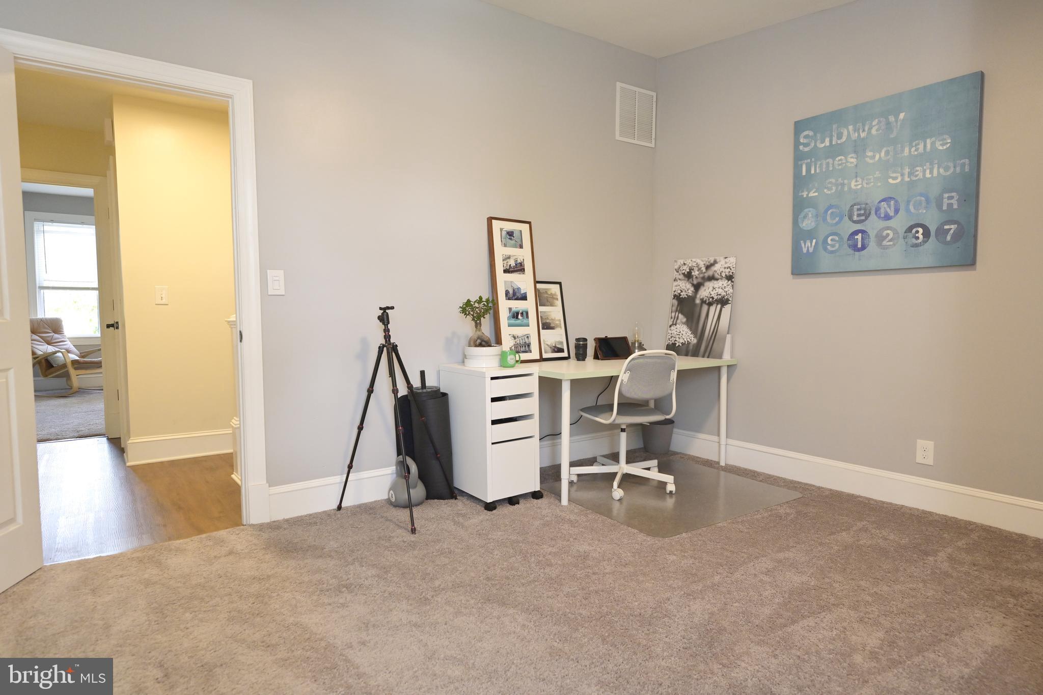 BARCLAY - GREENMOUNT - Residential Lease