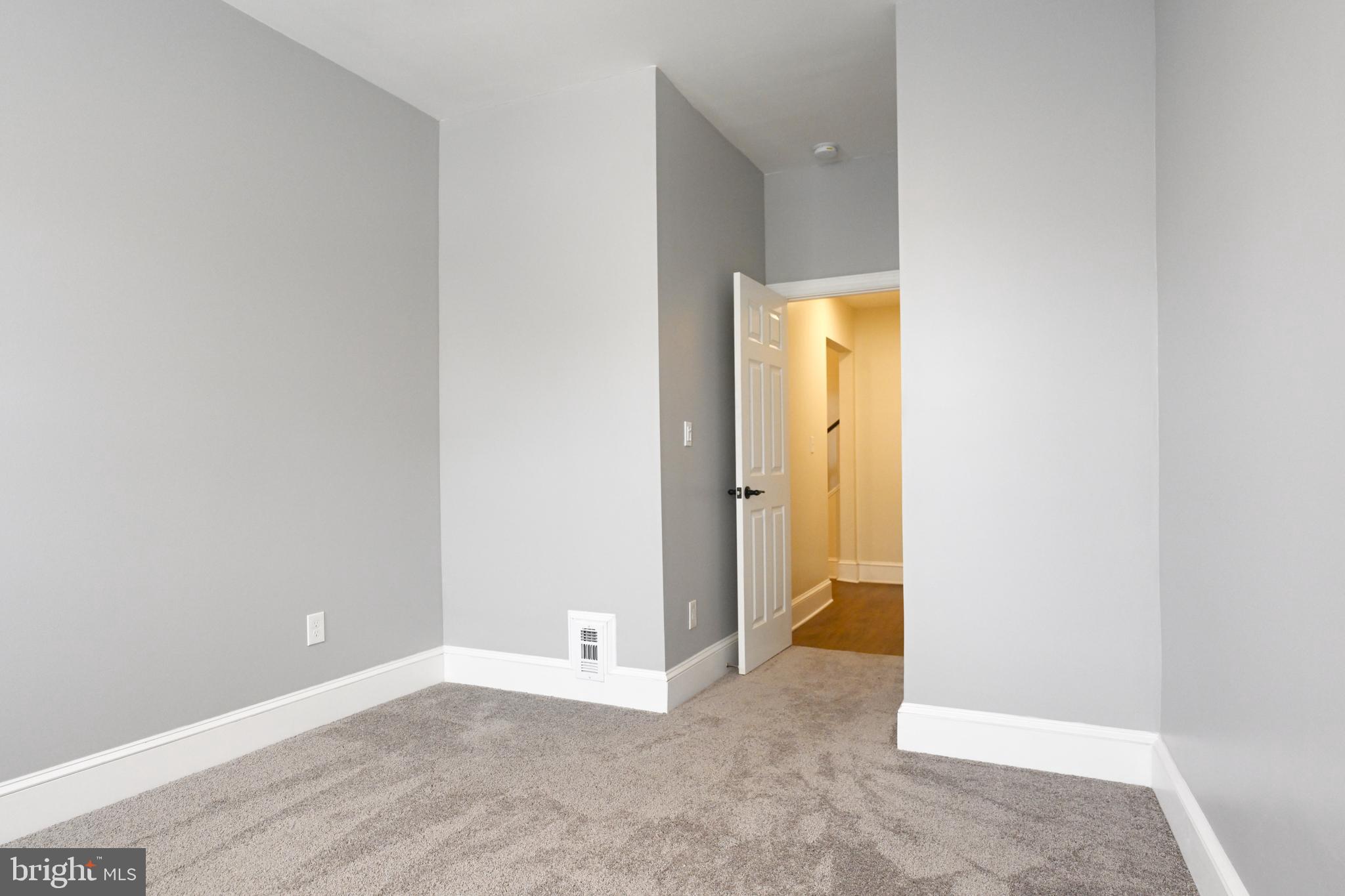 BARCLAY - GREENMOUNT - Residential Lease