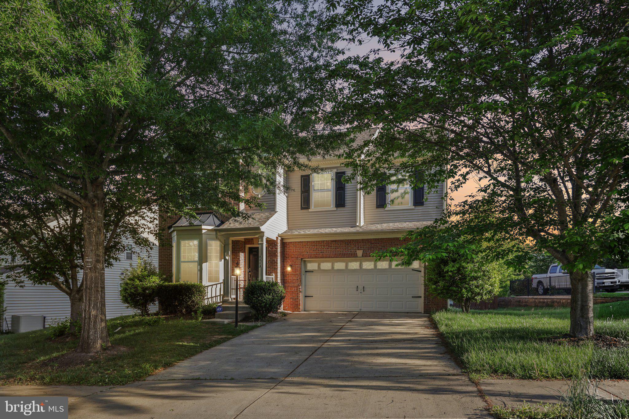 5554 BARNES LANE
