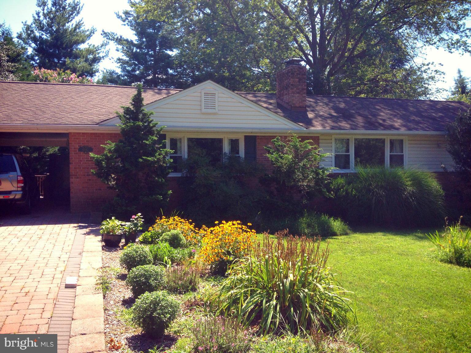 BARROS CIRCLE - Residential