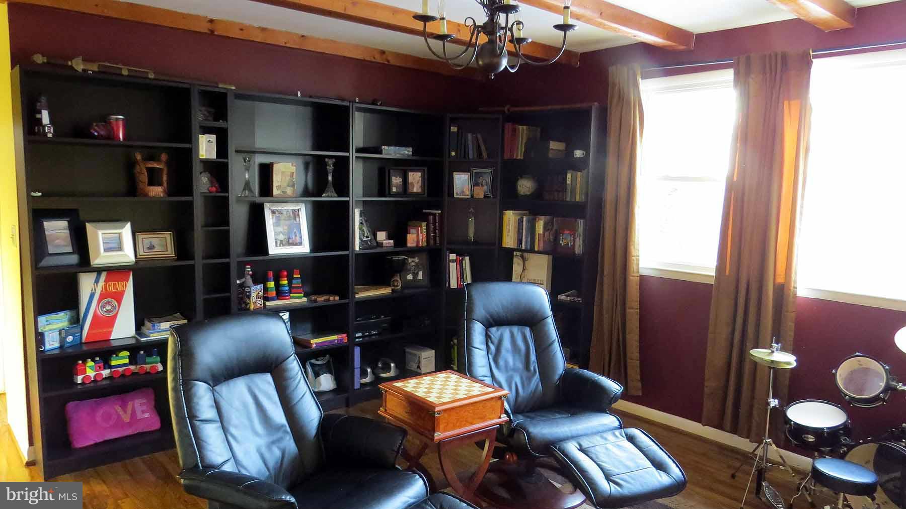 BARROS CIRCLE - Residential