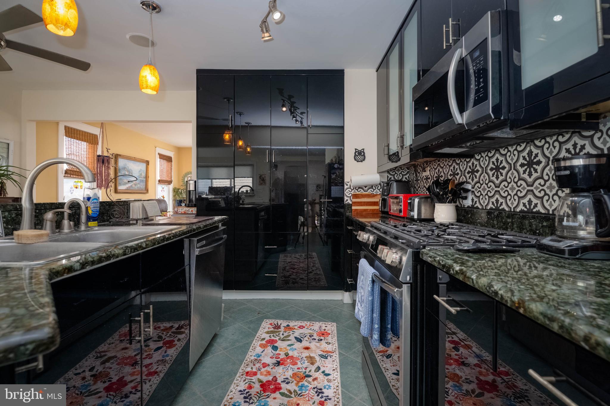 EASTERN HEIGHTS - Residential