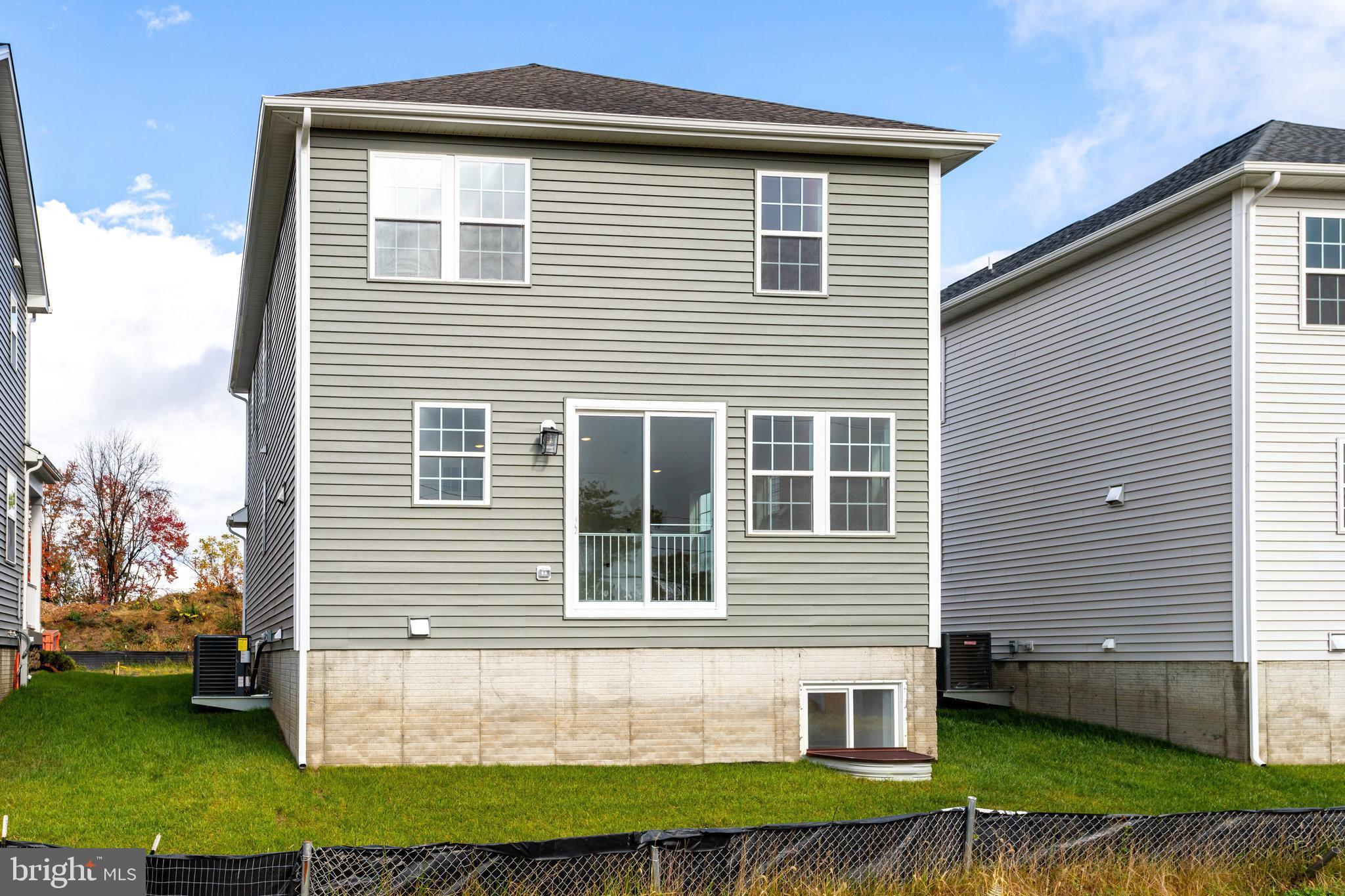 ENCLAVE AT ARUNDEL HILLS - Residential