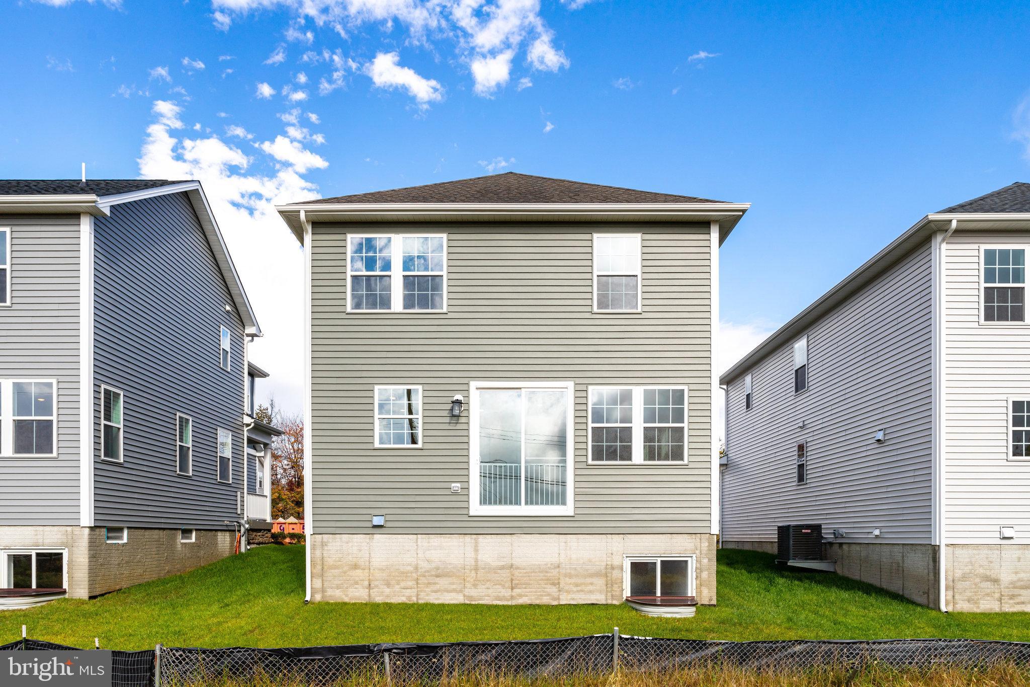 ENCLAVE AT ARUNDEL HILLS - Residential