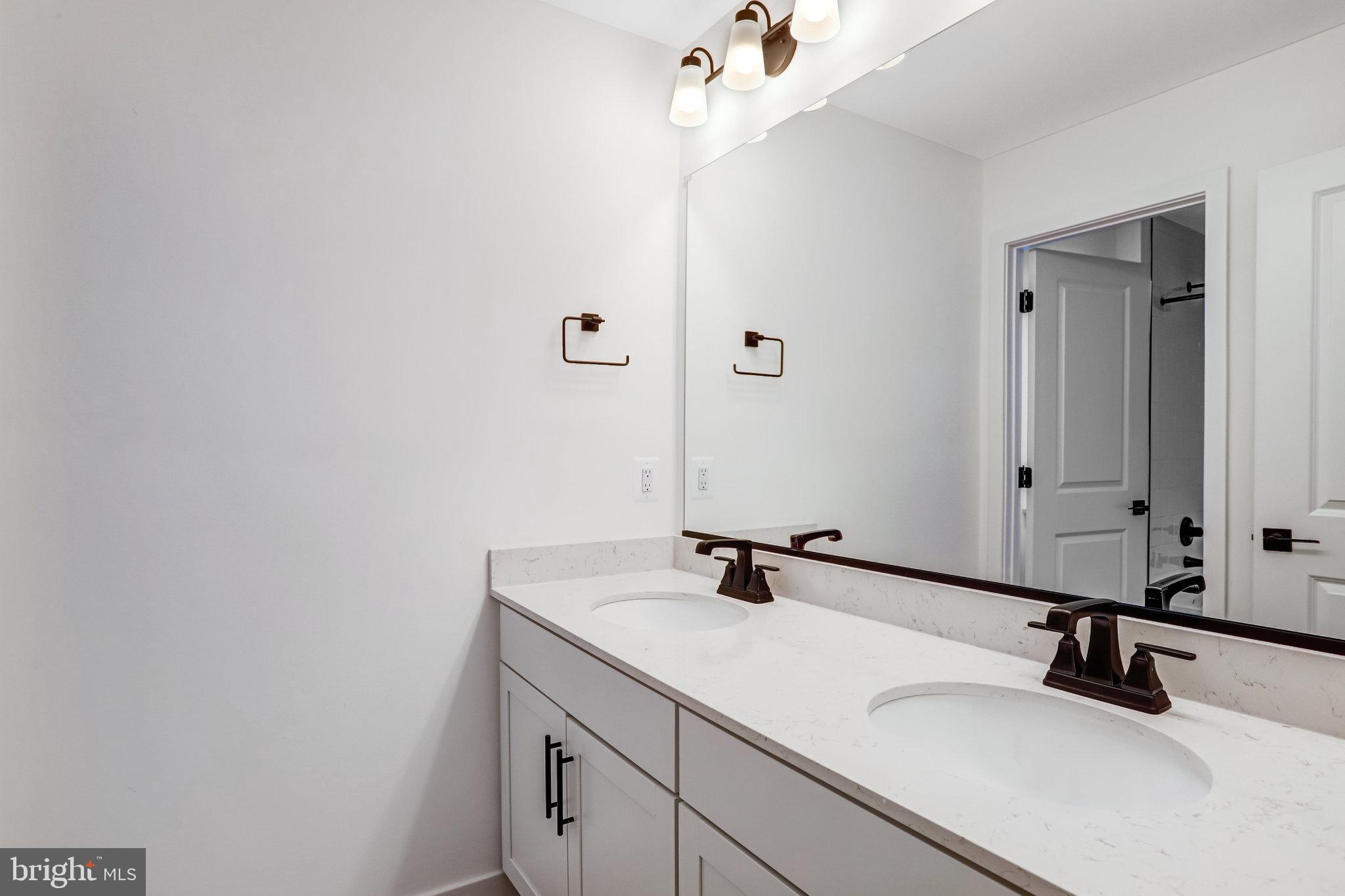 ENCLAVE AT ARUNDEL HILLS - Residential