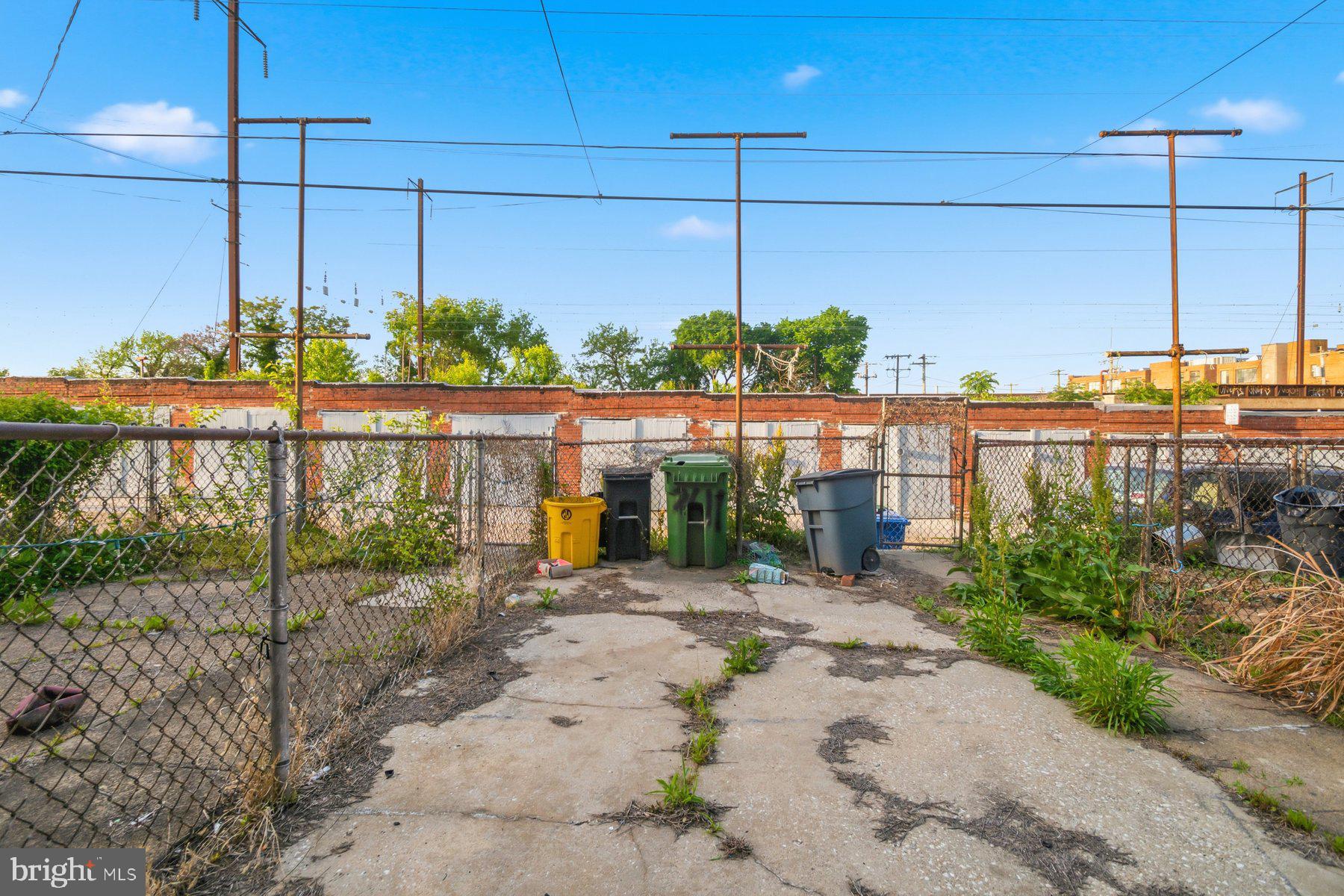 BIDDLE STREET - Residential
