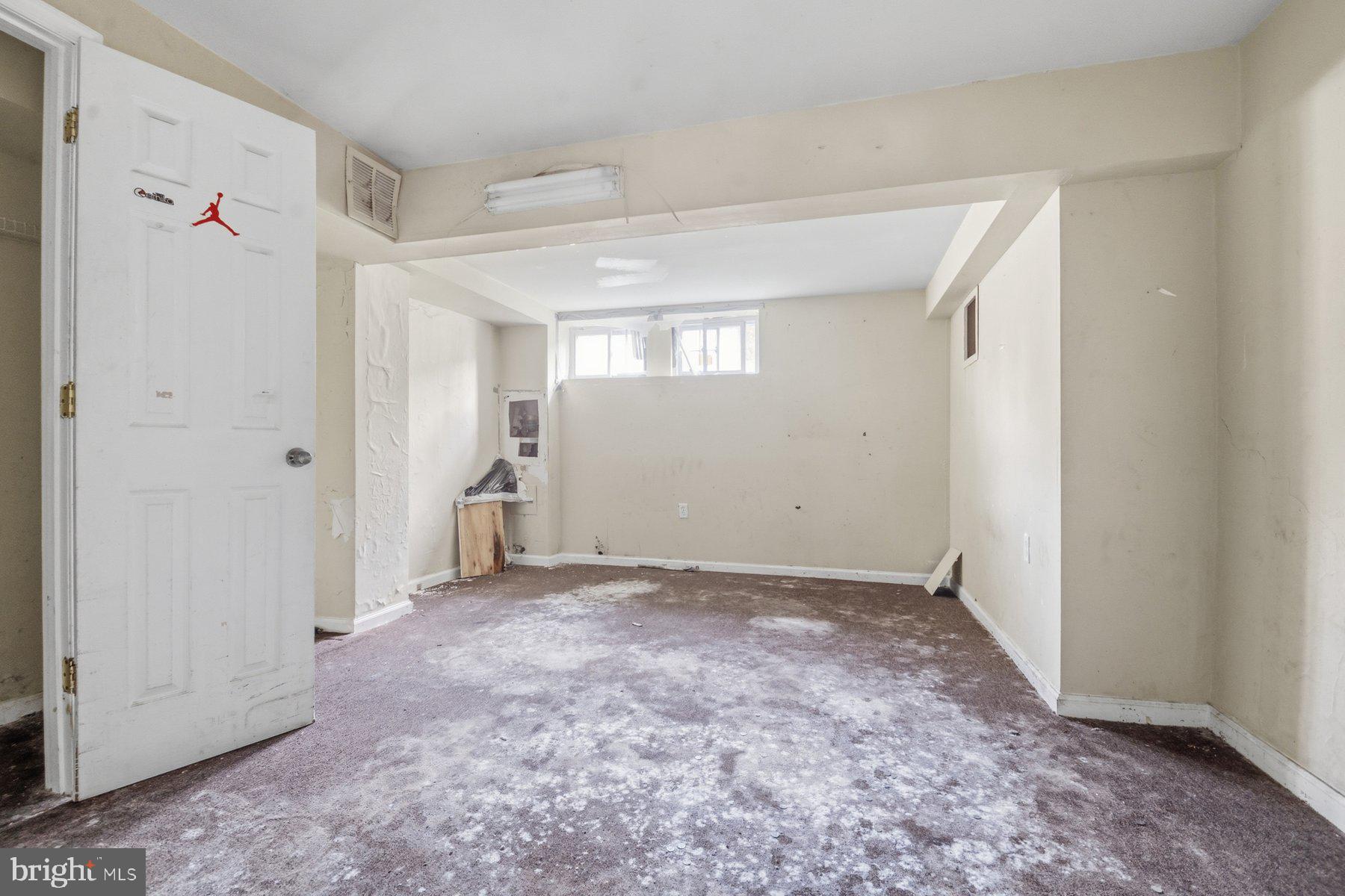 BIDDLE STREET - Residential