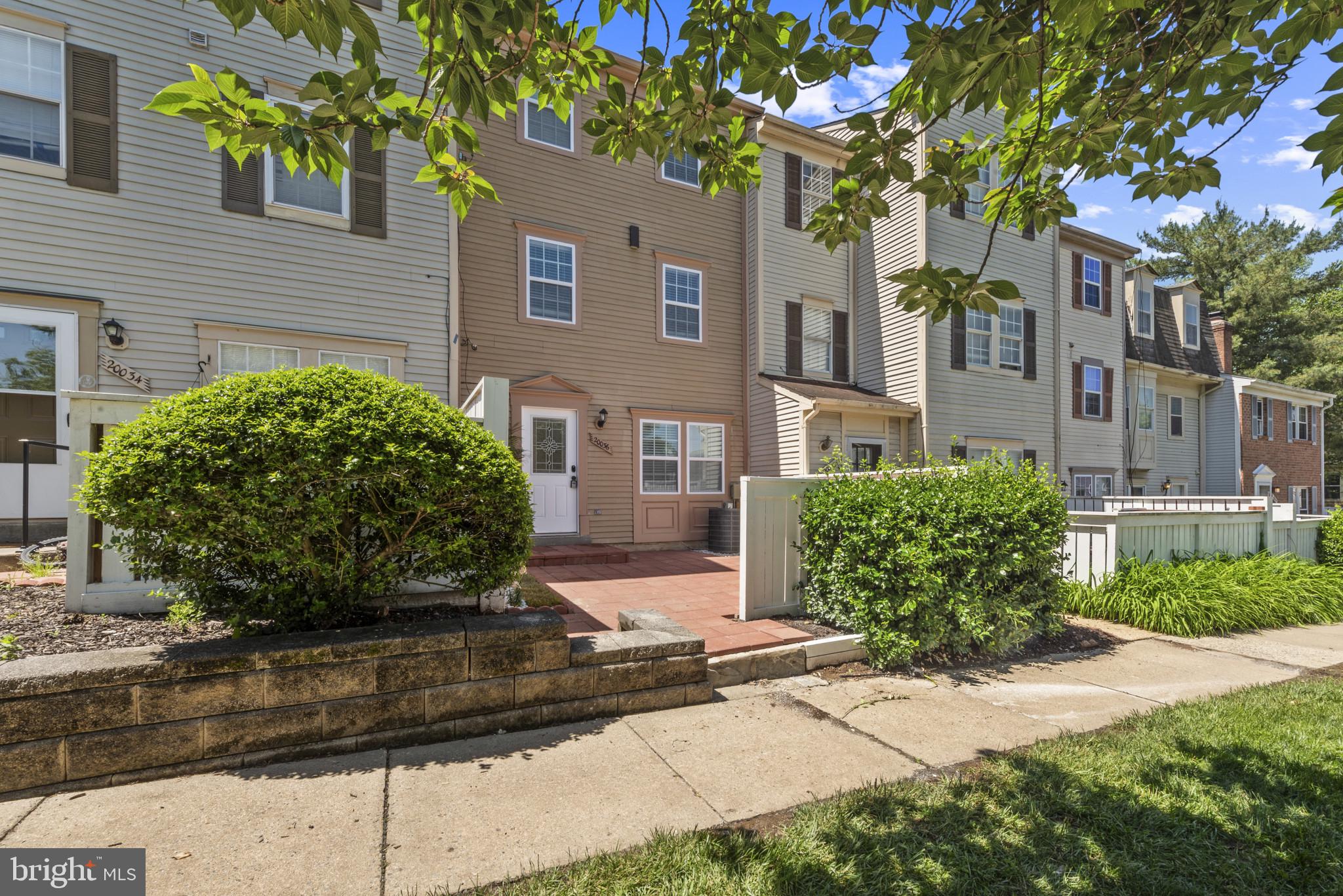 20036 APPLEDOWRE CIRCLE 450