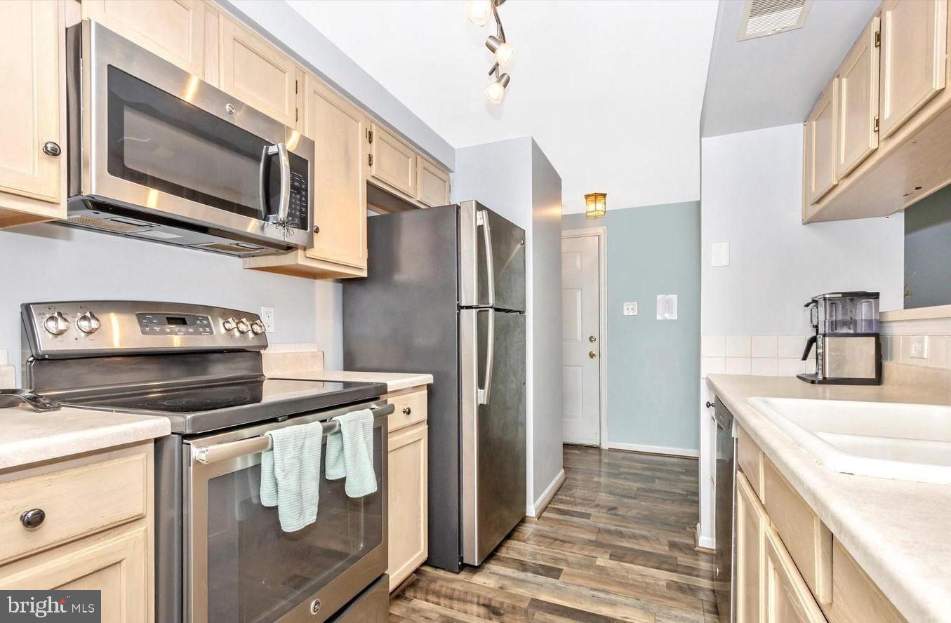 13105 BRIARCLIFF TERRACE 11-1104