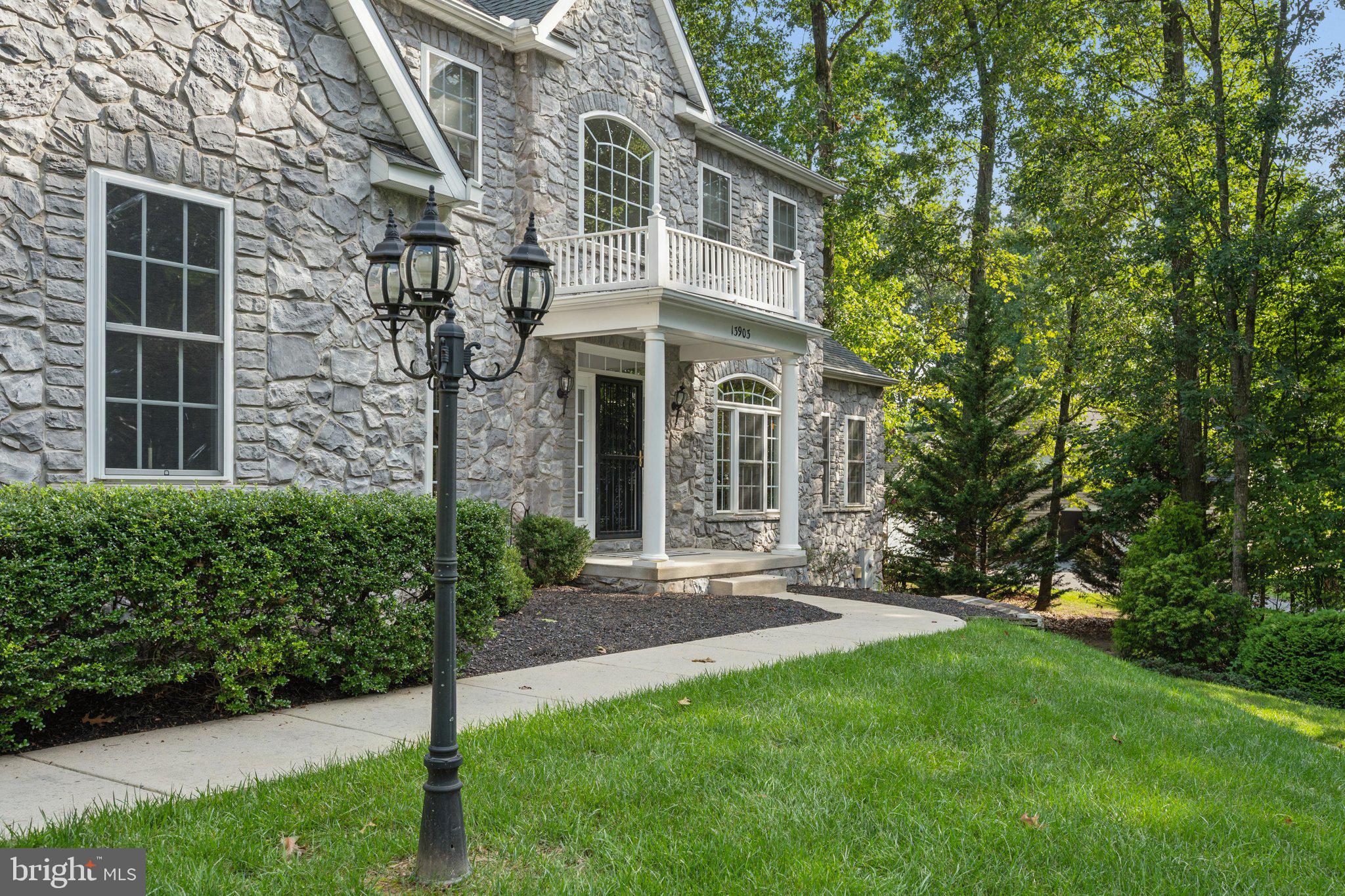 13903 MITCHELL COURT