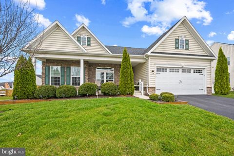 272 MEADOW CREEK DRIVE WESTMINSTER MD 21158