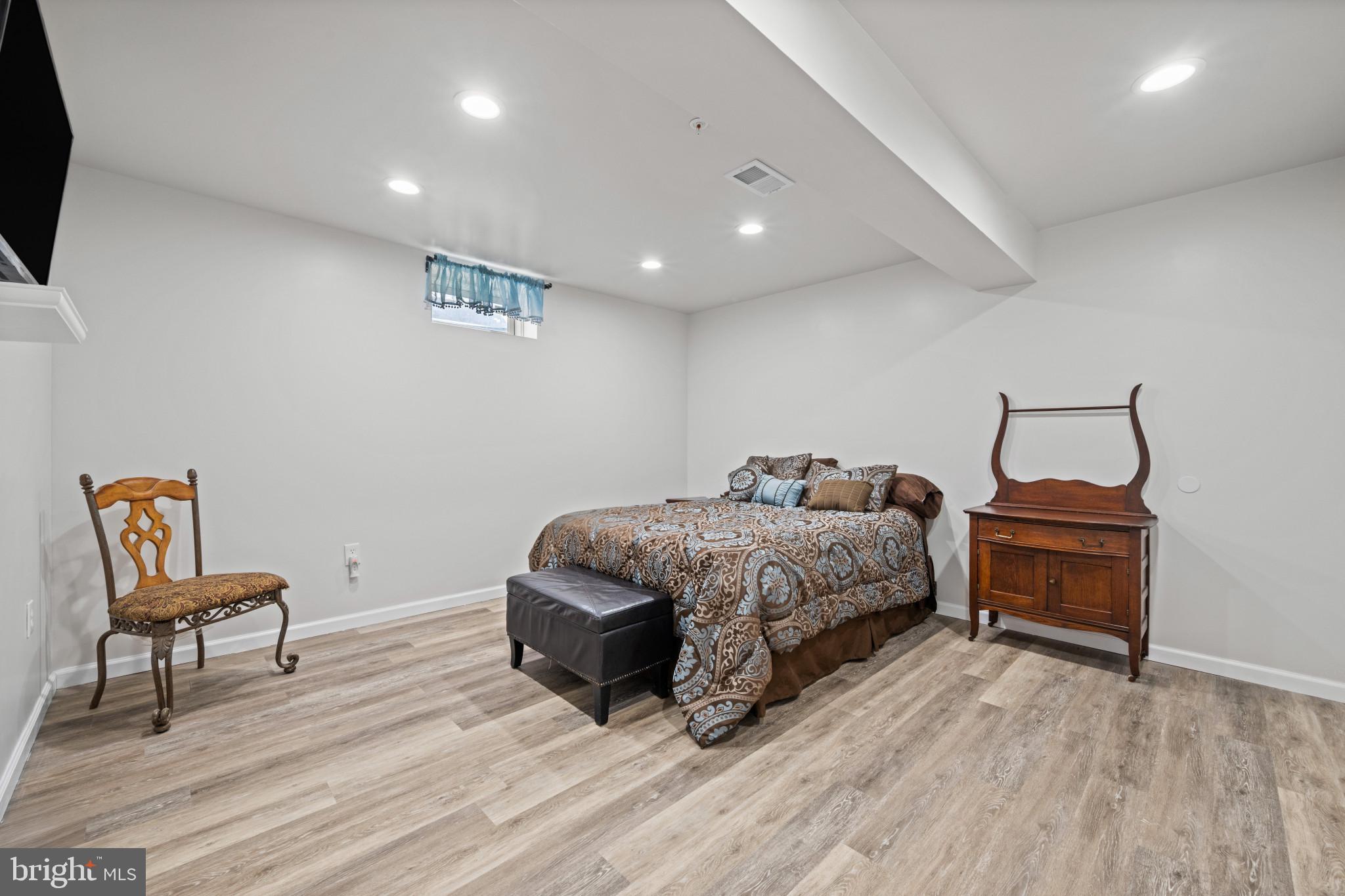 BOLTON HILL - Residential