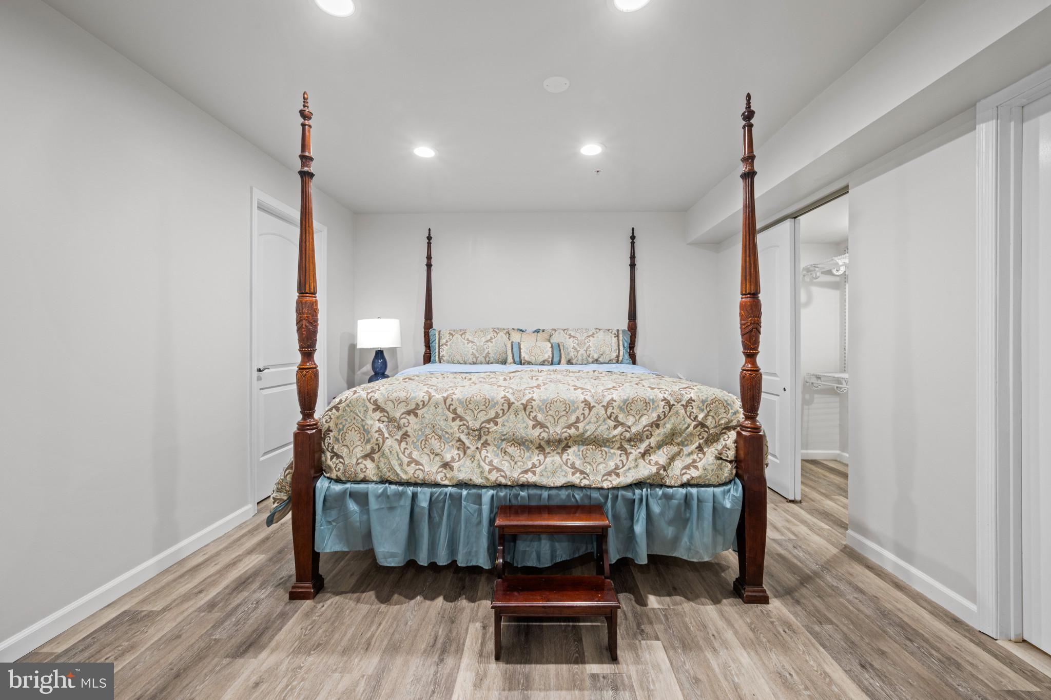 BOLTON HILL - Residential