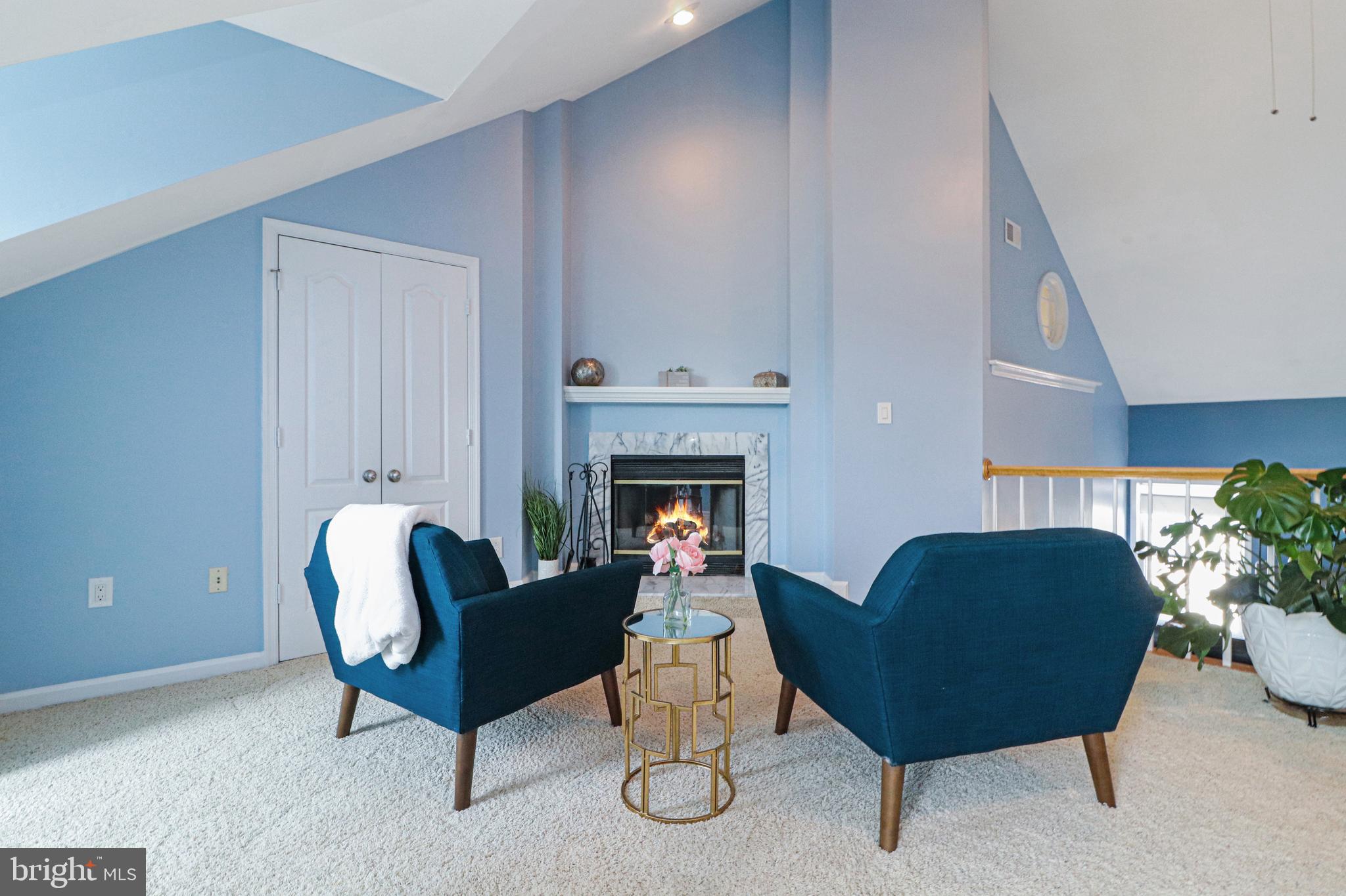 LIFESTYLE AT SULLY STATION - Residential