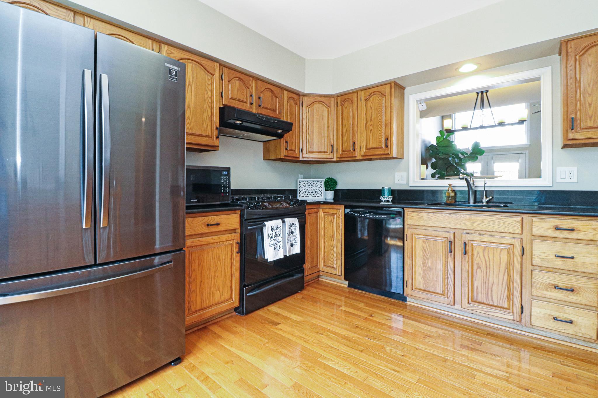 LIFESTYLE AT SULLY STATION - Residential