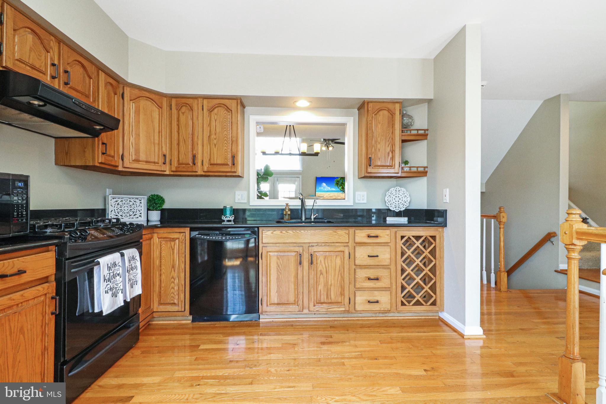 LIFESTYLE AT SULLY STATION - Residential