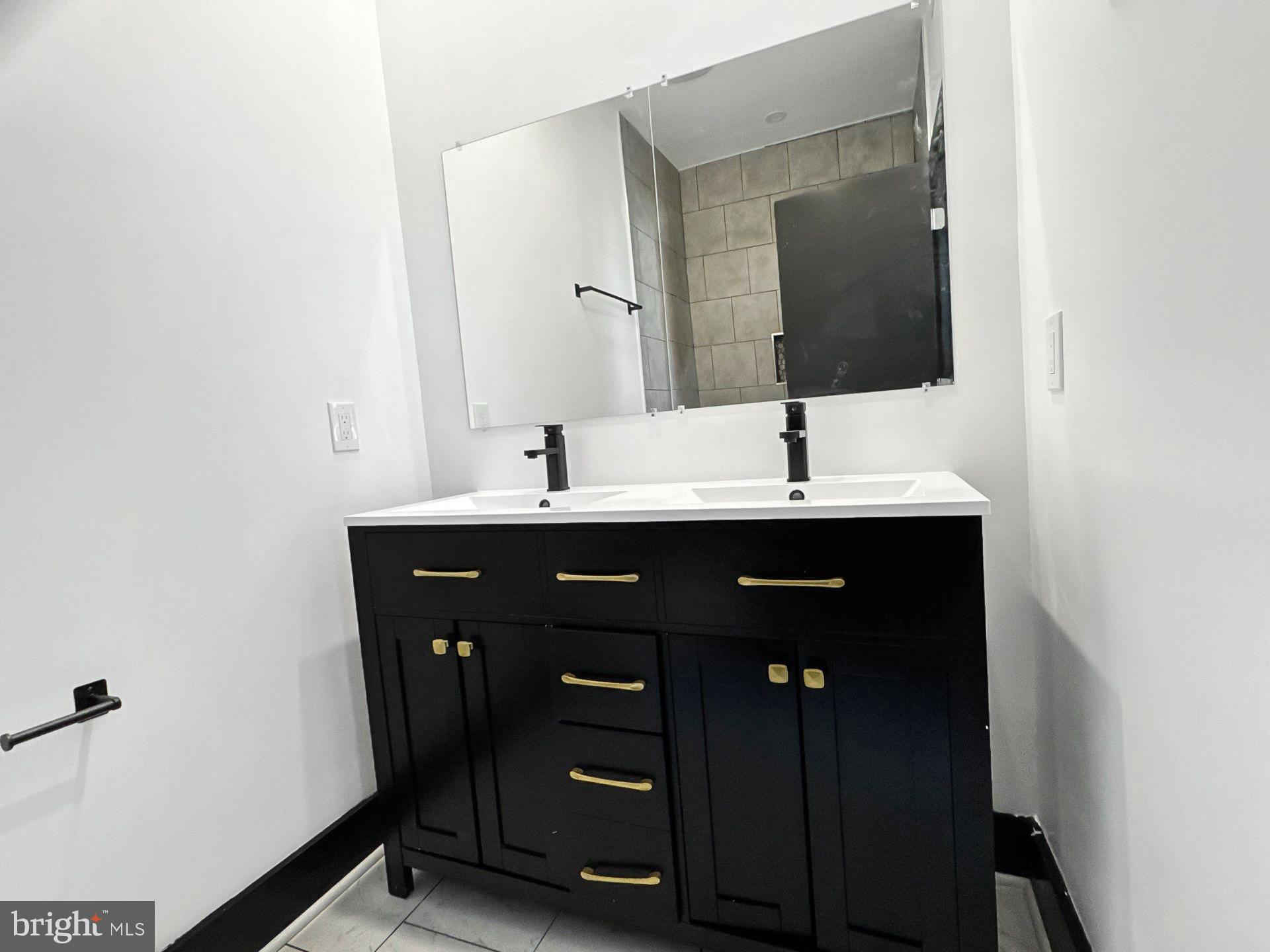 WOODBROOK - Residential Lease