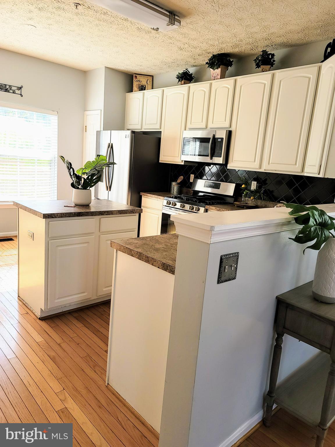 VISTA GARDENS - Residential