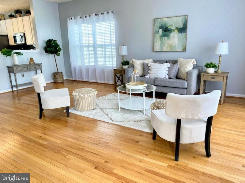 VISTA GARDENS - Residential