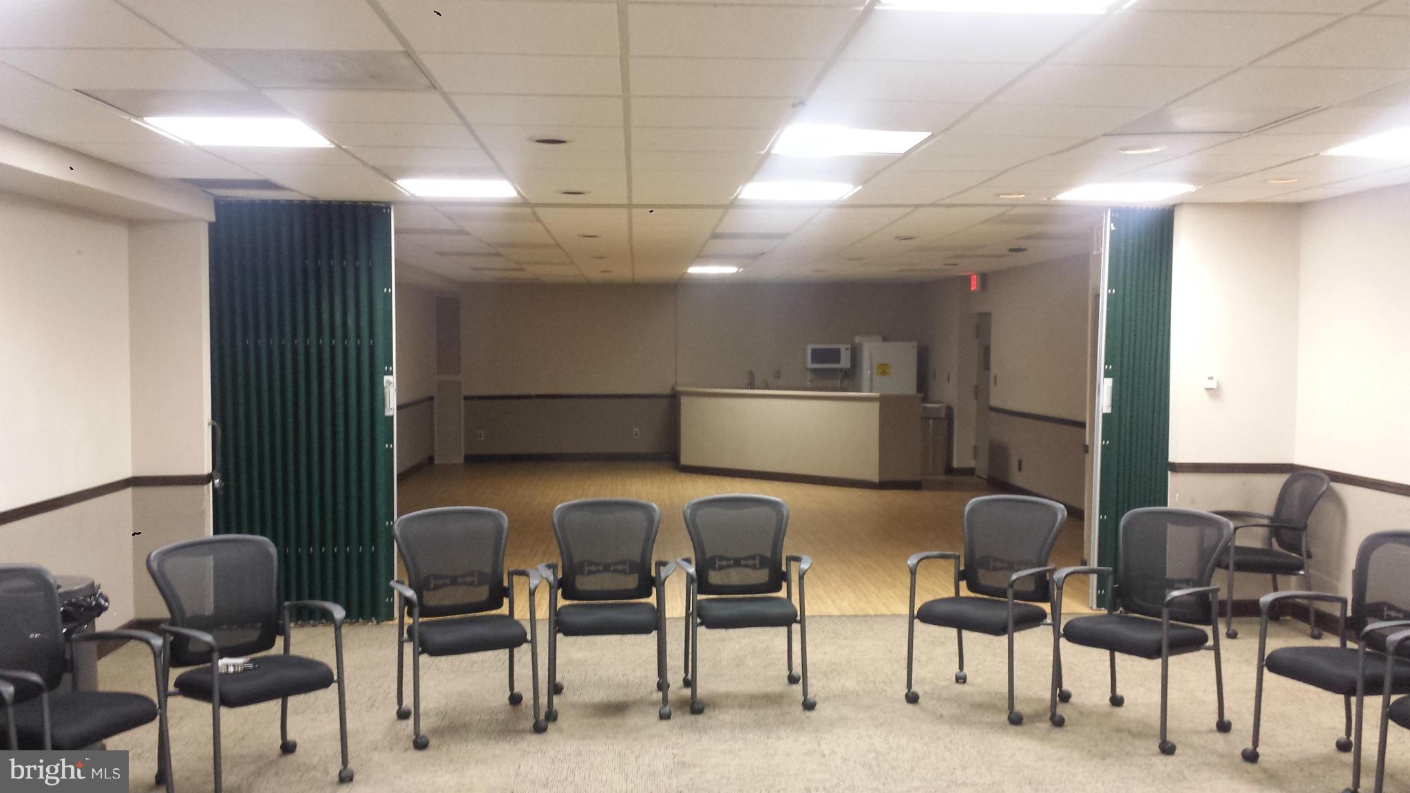 WOODLAKE TOWERS - Residential