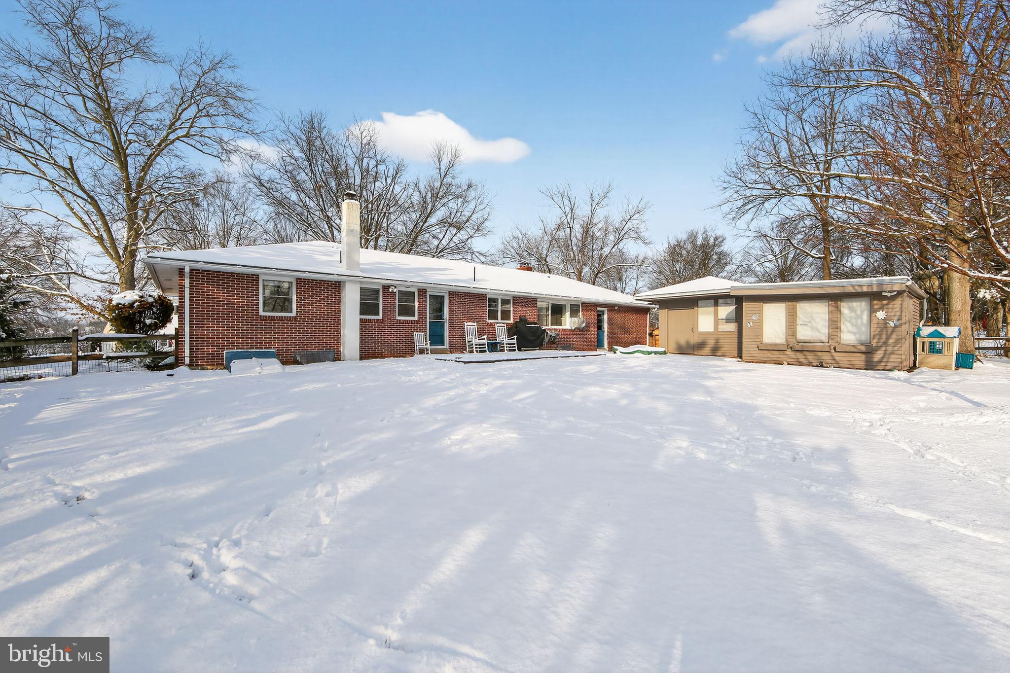 THE SUMMIT - Residential