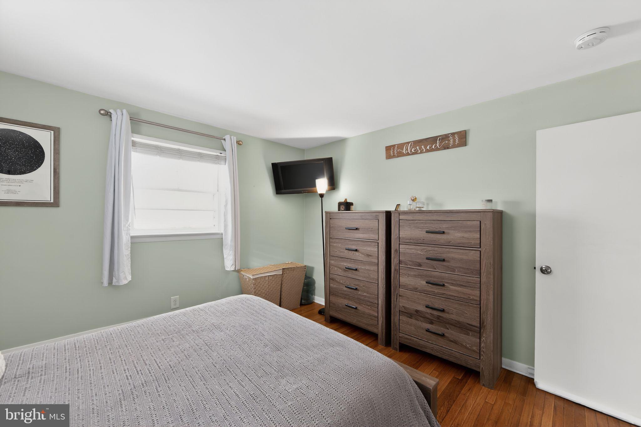 THE SUMMIT - Residential