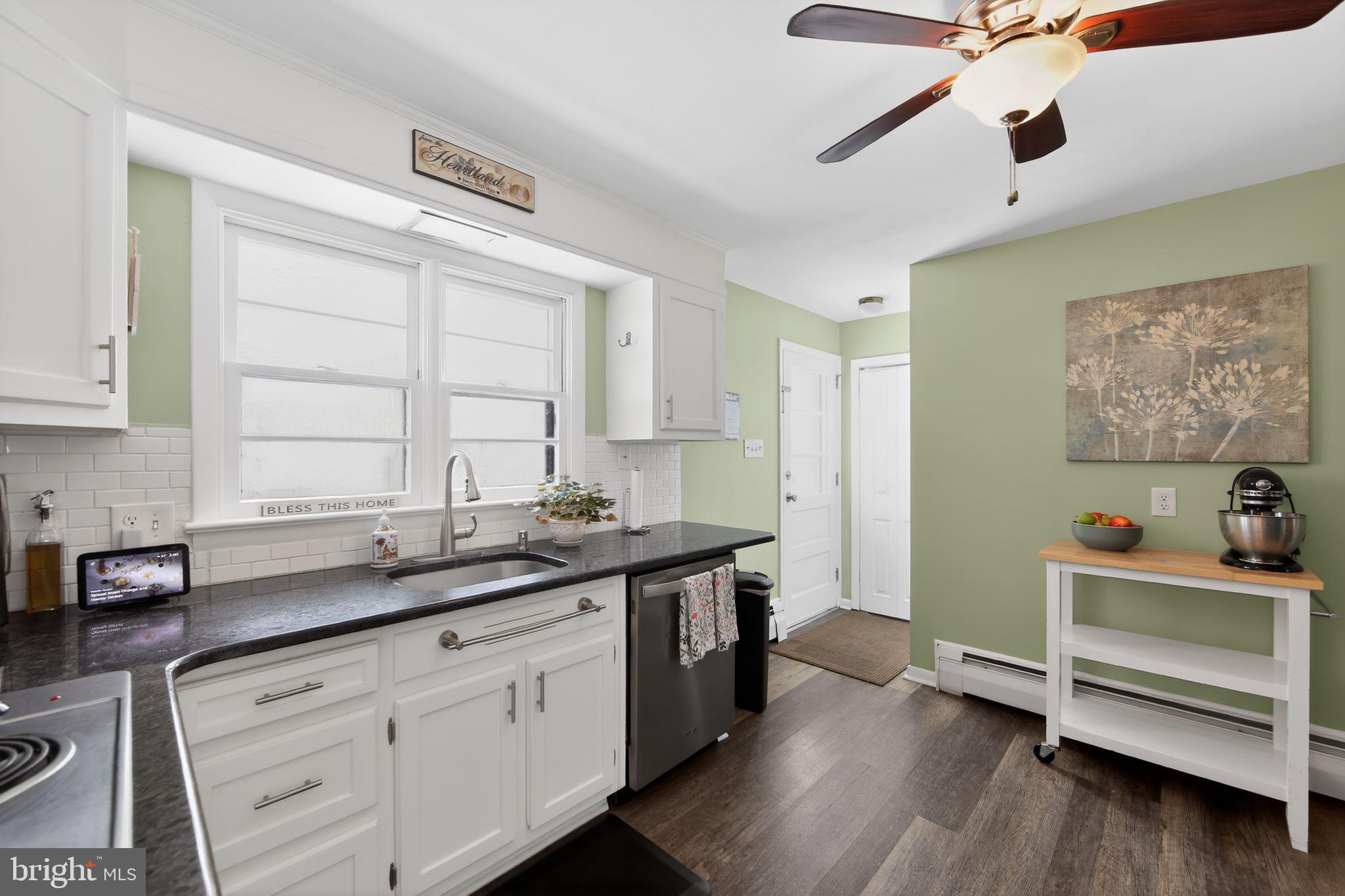 THE SUMMIT - Residential