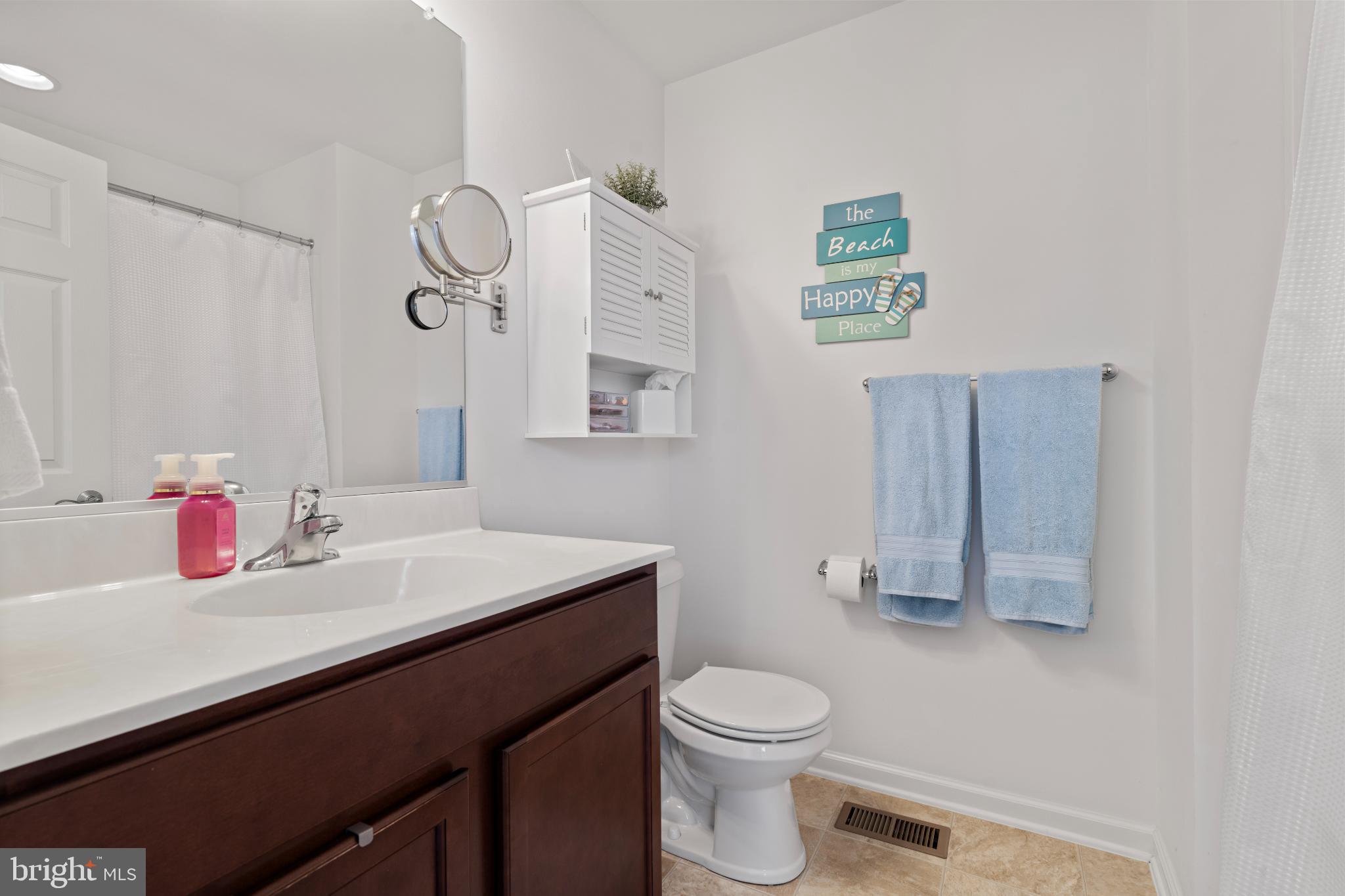 ELLENDALE - Residential