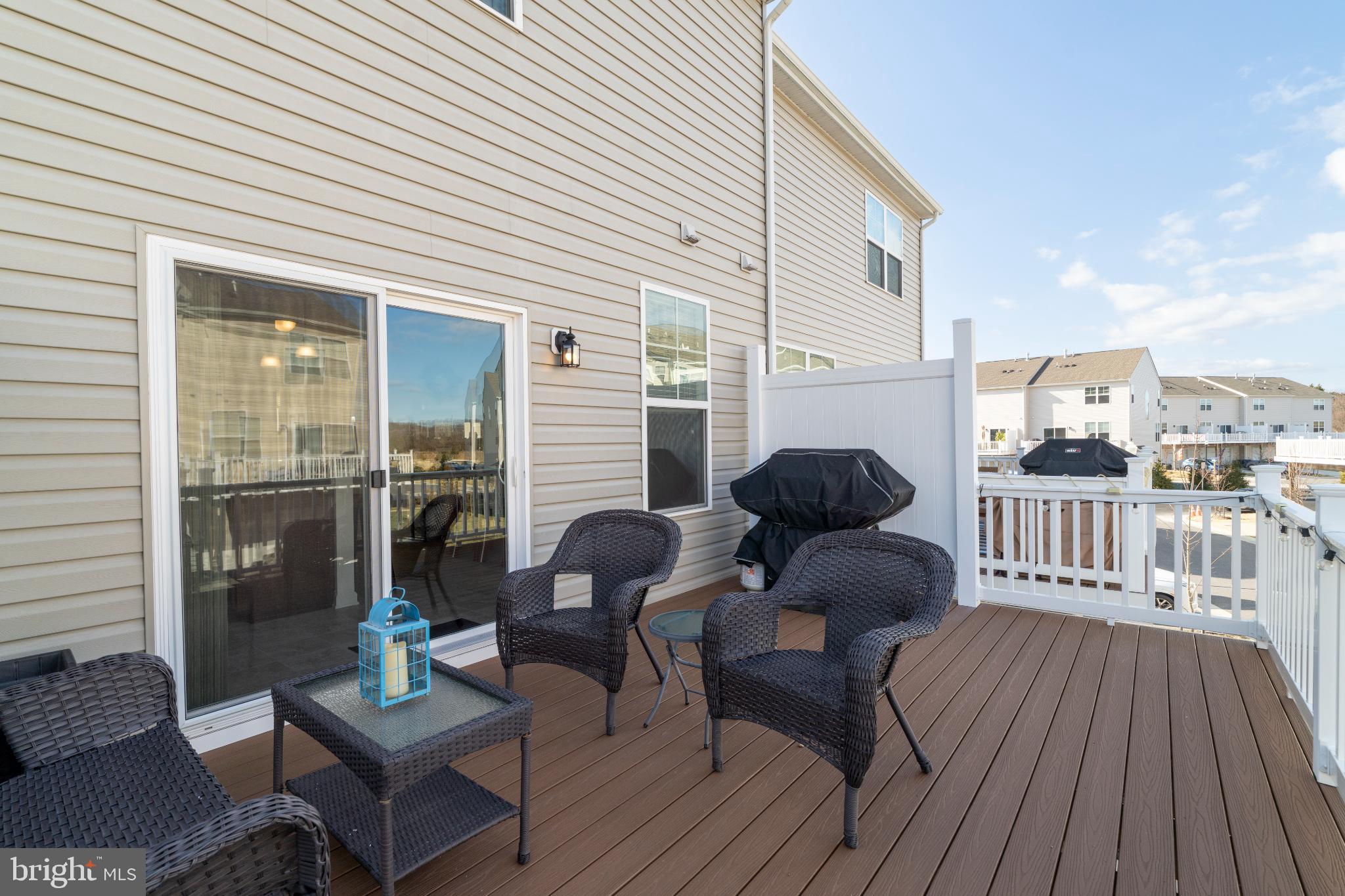 ELLENDALE - Residential