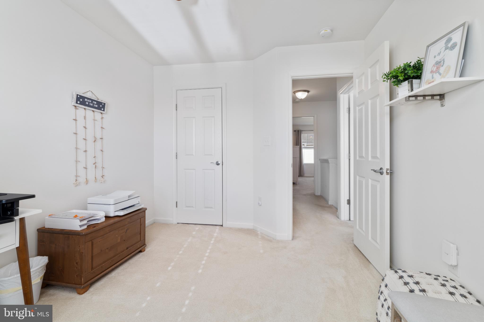 ELLENDALE - Residential