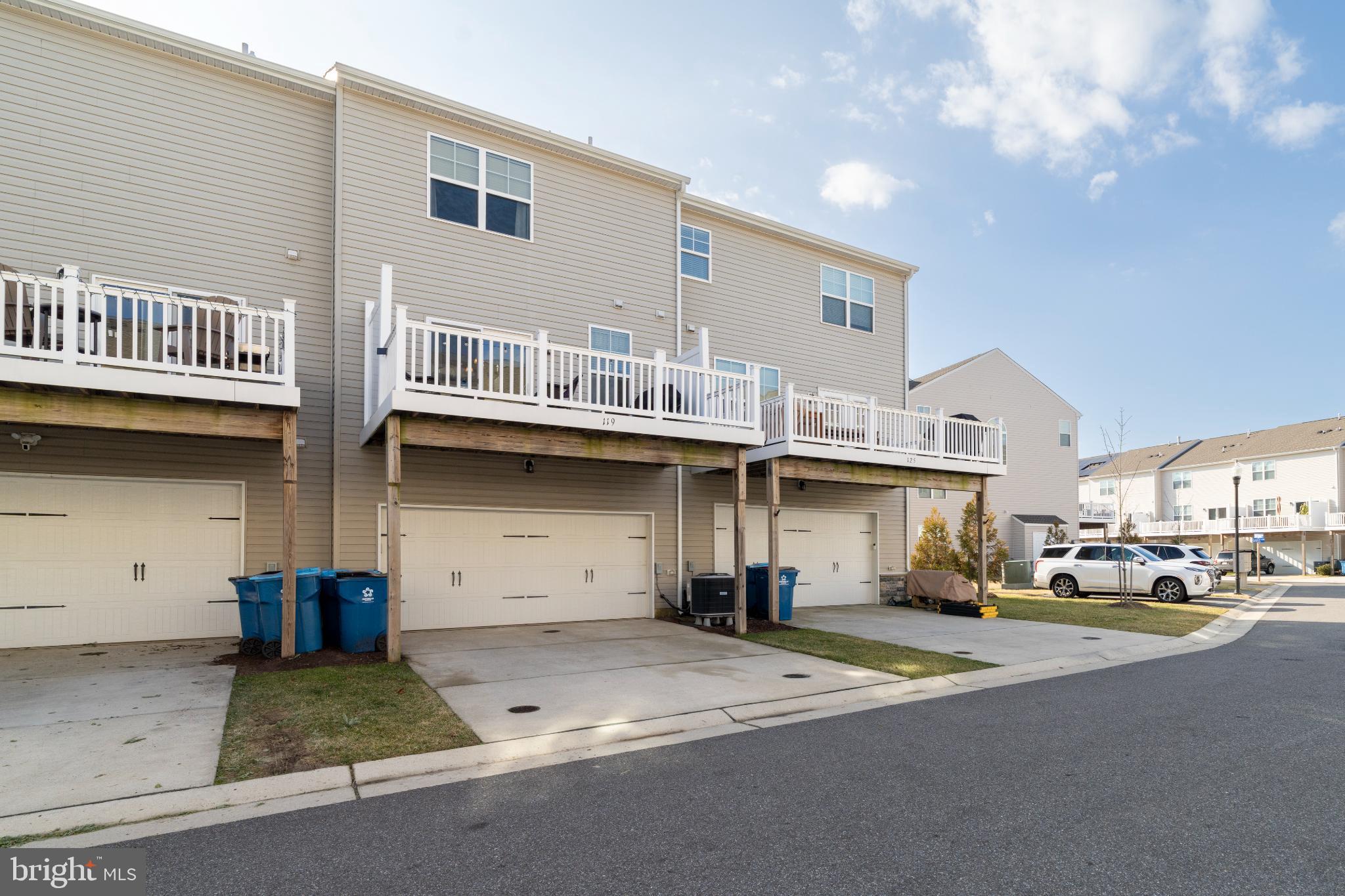 ELLENDALE - Residential