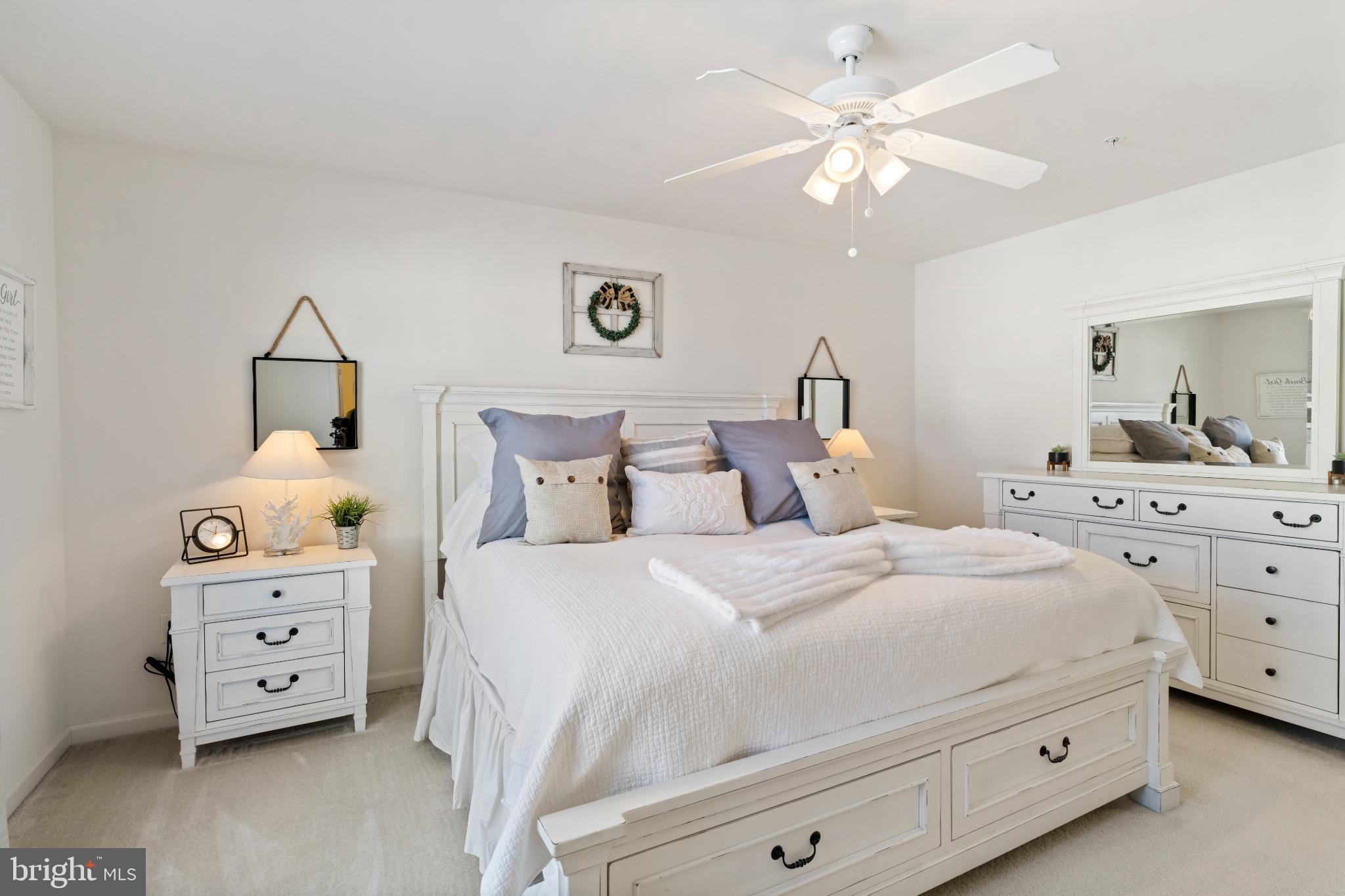 ELLENDALE - Residential