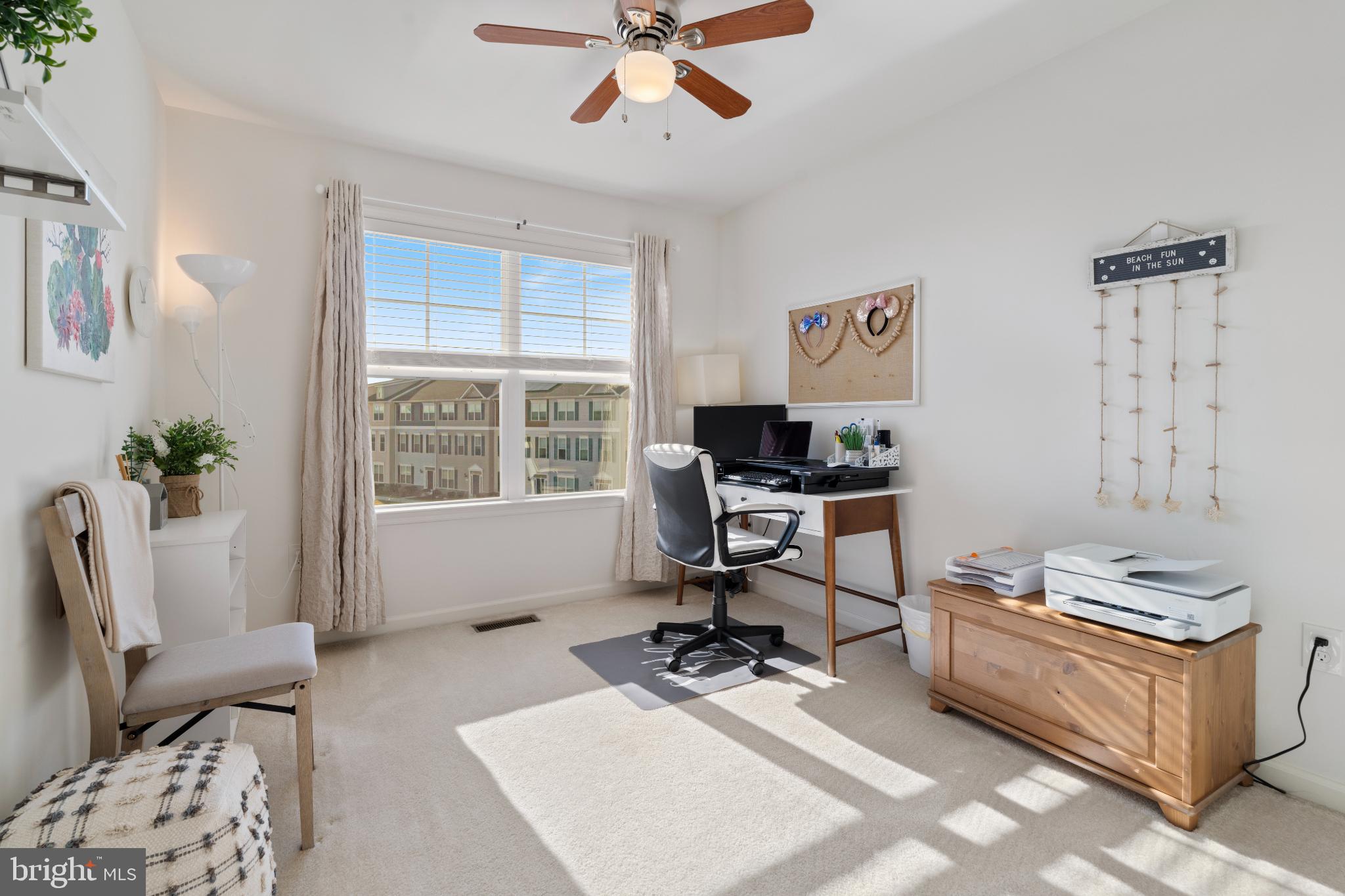 ELLENDALE - Residential