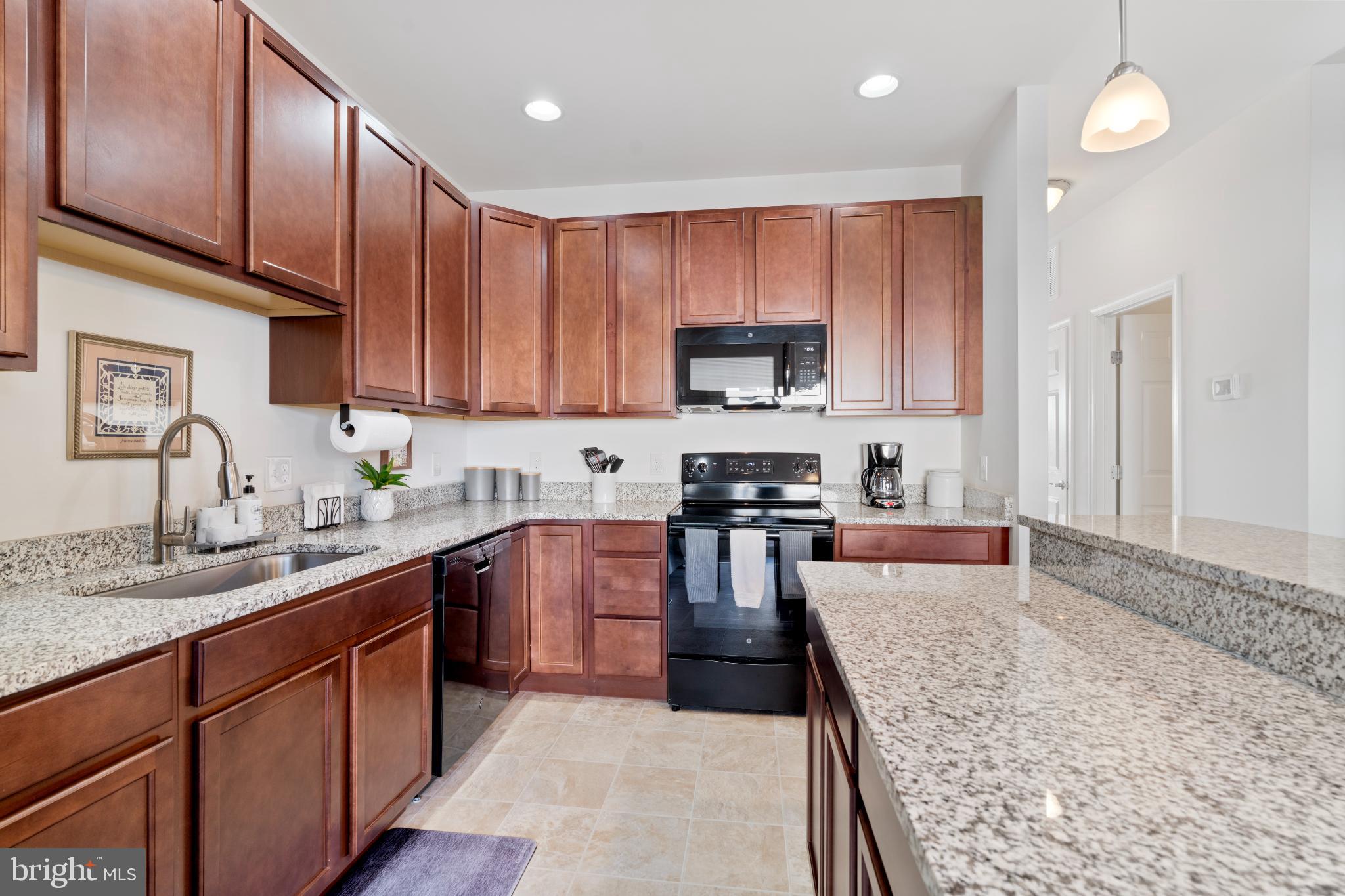 ELLENDALE - Residential