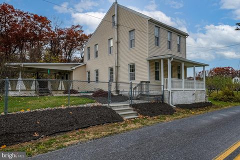 122 SKYLINE DRIVE READING PA 19606