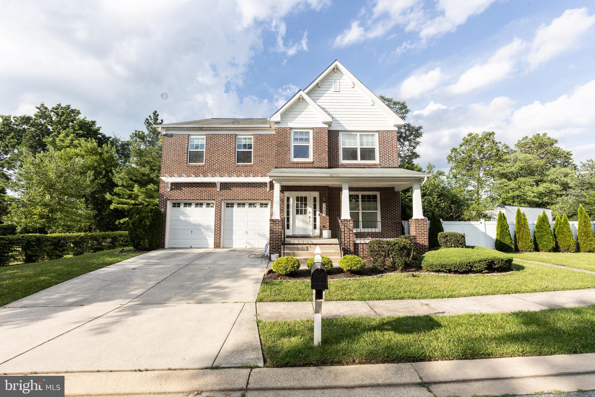A Touch of Class in Rollings Oaks II Community...Beautiful brick front home with cozy front porch located on a huge manicure treed fenced lot. Fully Renovation/Remodel 2018. A perfect 3518 sq ft, 4 Bedroom 5 Baths 2 Car Garage home great for entertainment and everyday family living. This home features a large open floor plan with hardwood floors throughout, spacious formal living room & dining room, gourmet kitchen desired for a chef, center island, Quartz countertops, and all stainless steel appliances. Den with French doors. Spacious family room with gas fireplace leading to the beautiful 2 level deck and patio. The upper level boasts three oversized bedrooms, a convenient laundry room and a luxurious primary suite with a master bath and large walk-in closet. The lower level features a full entertainment area with wet/dry bar glass sliding doors to walk up. Schedule Showings Today!!