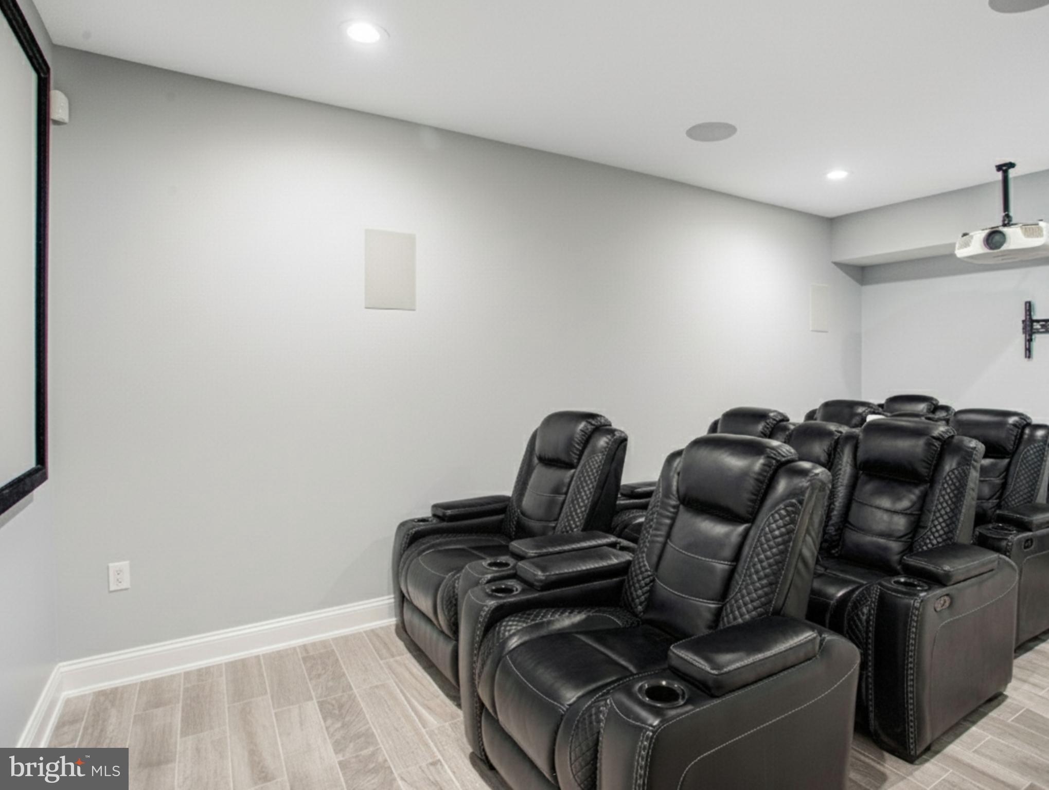 OAKLEY FARMS - Residential