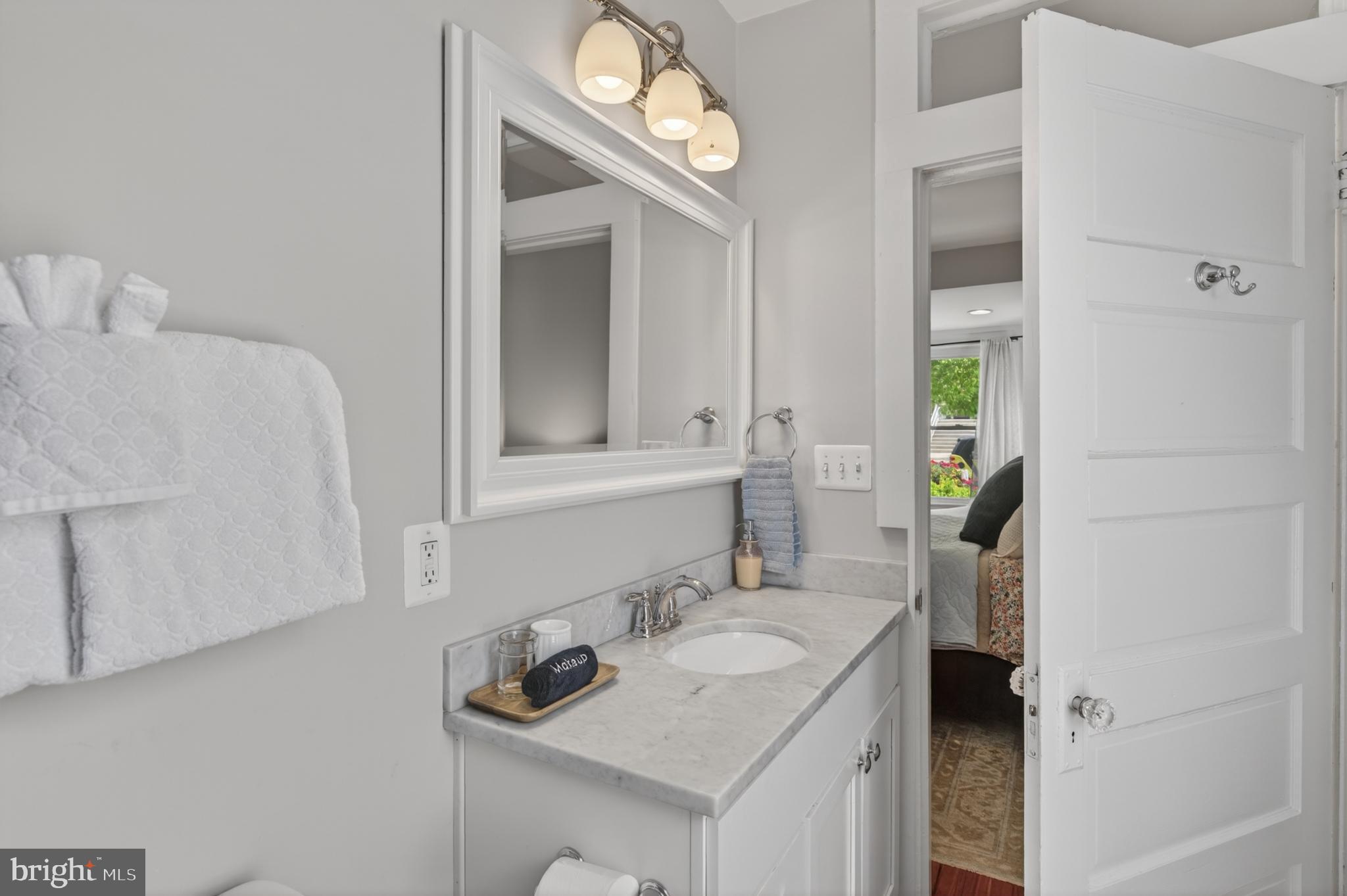 WEST ANNAPOLIS - Residential