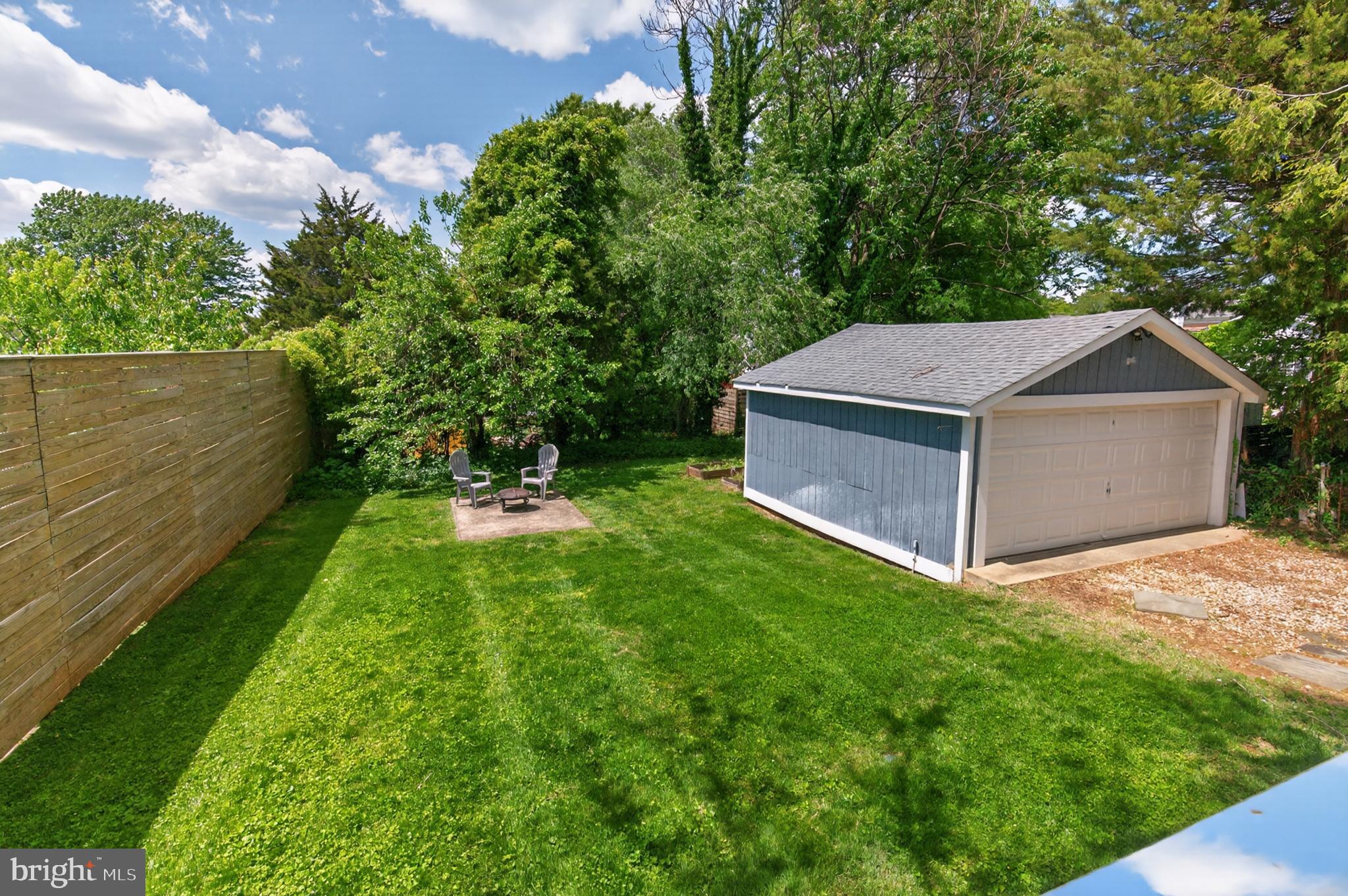 WEST ANNAPOLIS - Residential