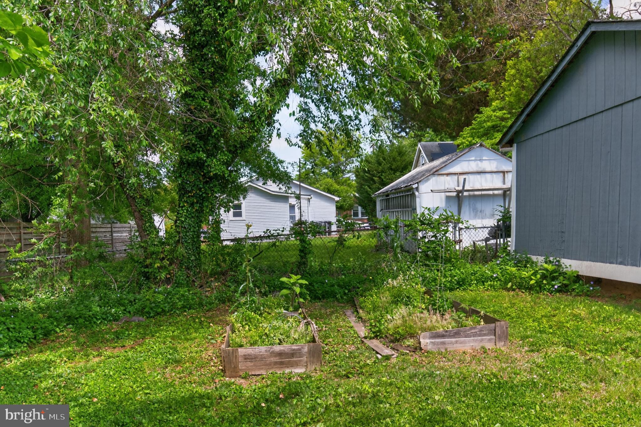 WEST ANNAPOLIS - Residential