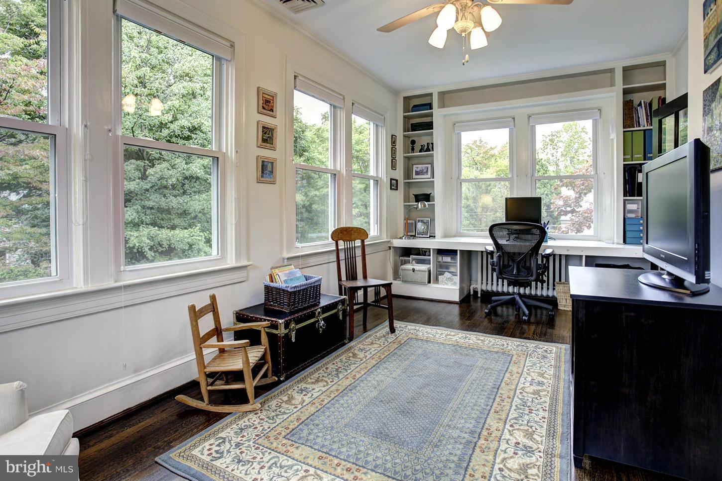 CHEVY CHASE VILLAGE - Residential