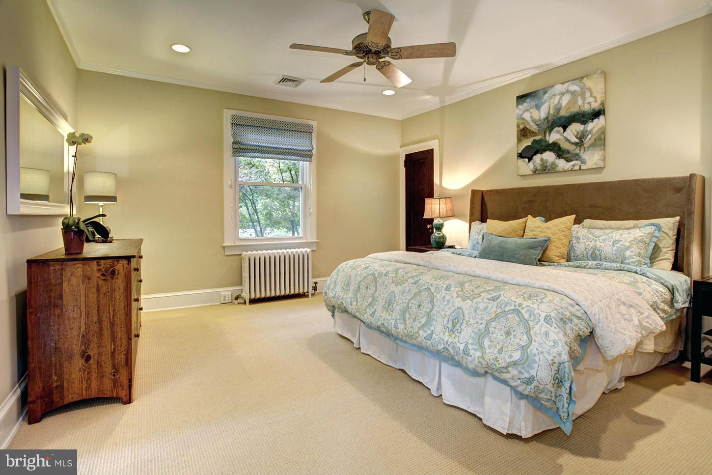 CHEVY CHASE VILLAGE - Residential