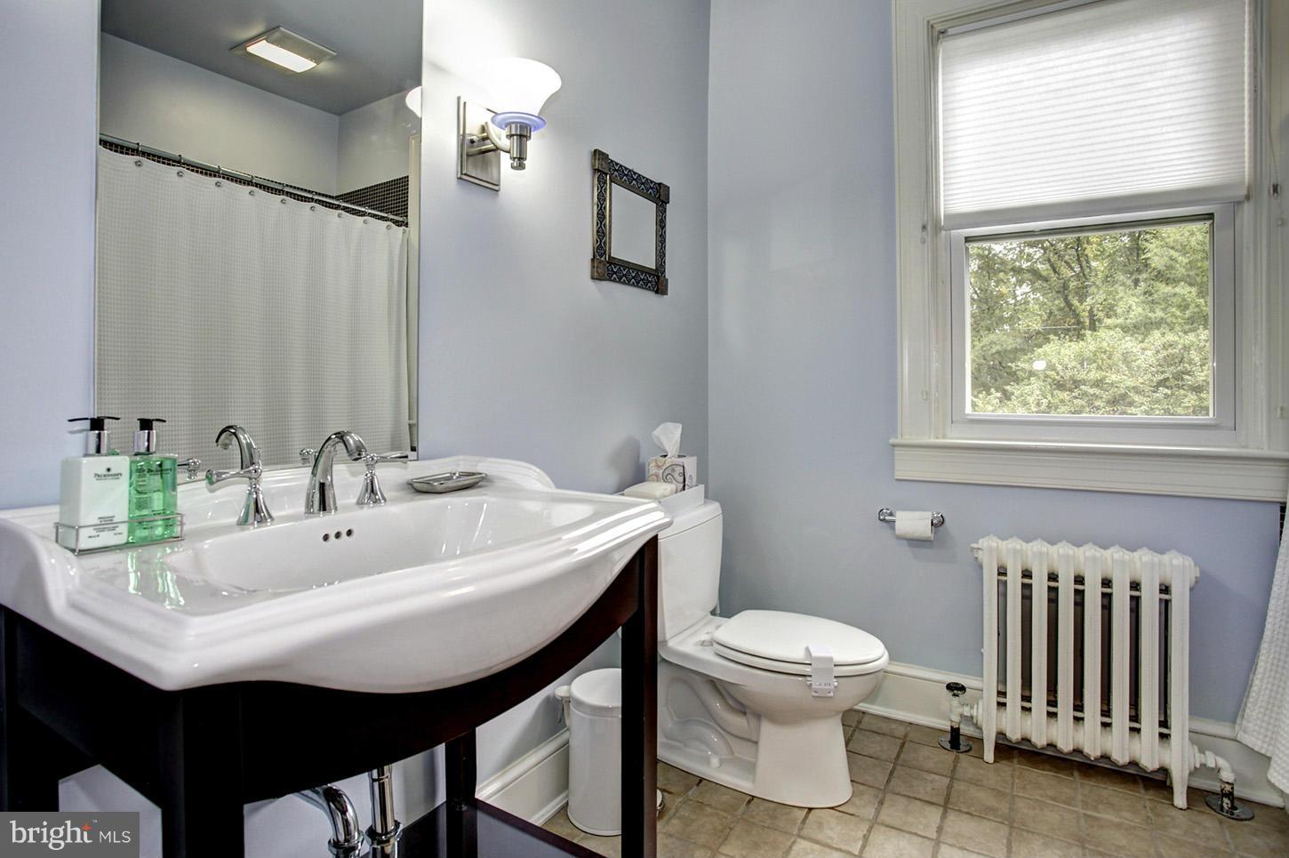 CHEVY CHASE VILLAGE - Residential